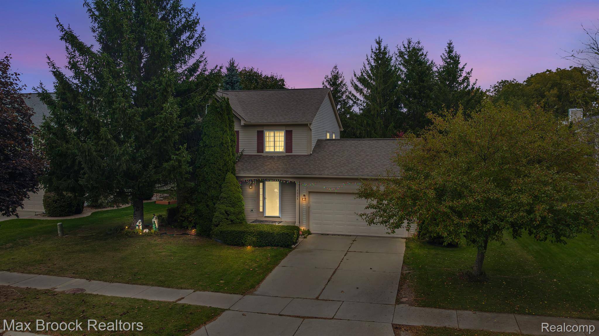 Wixom, MI 48393,1504 POND VIEW DR