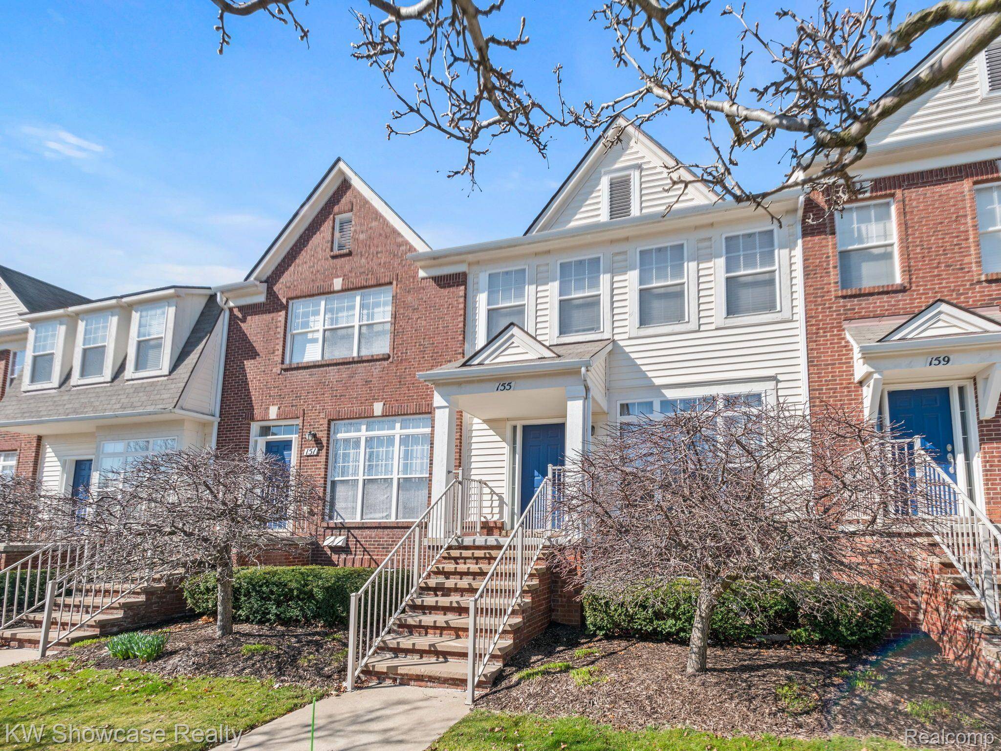 Wixom, MI 48393,155 CENTER BLVD