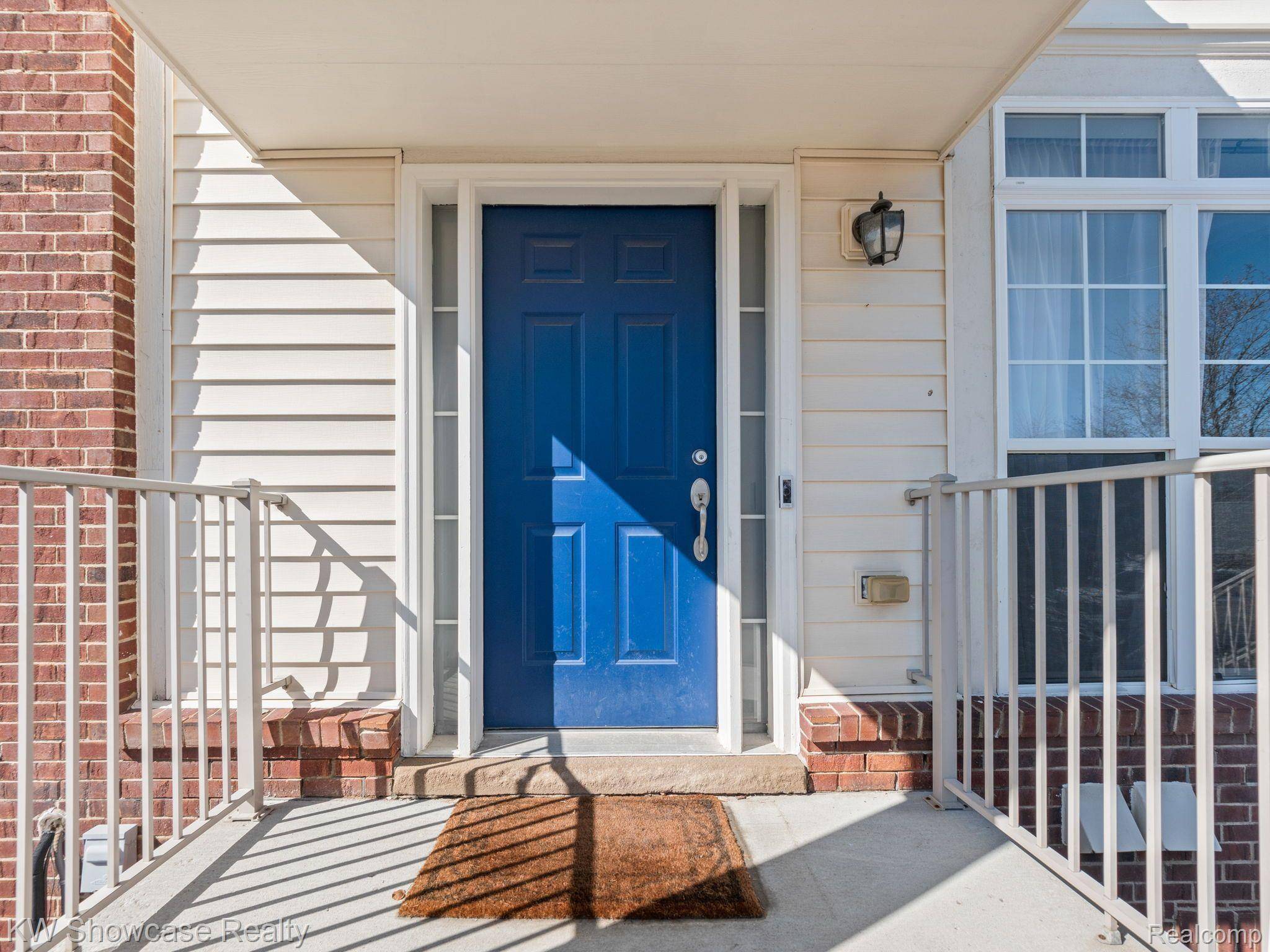 Wixom, MI 48393,155 CENTER BLVD