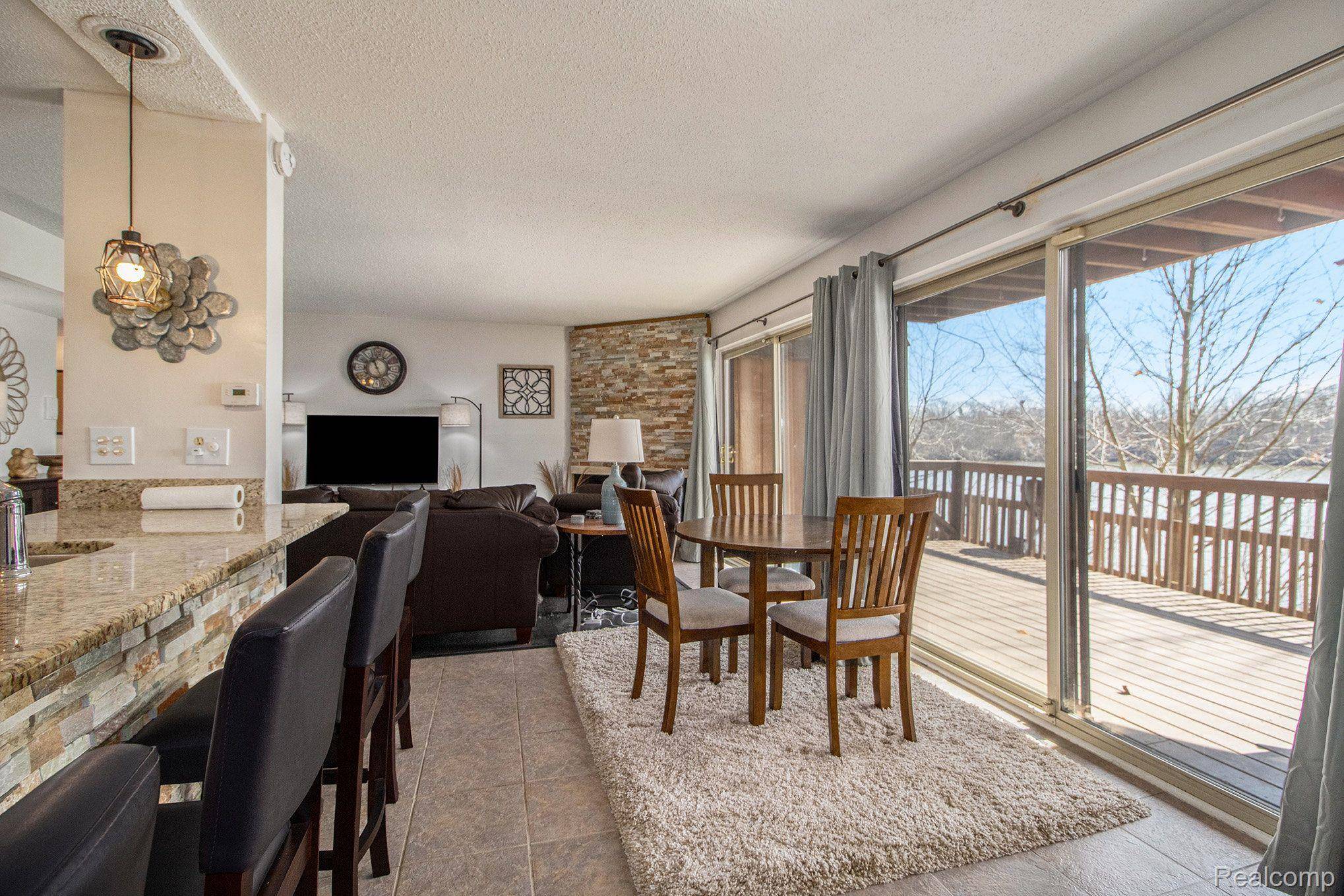 Ypsilanti, MI 48198,1744 S GROVE ST #102-A