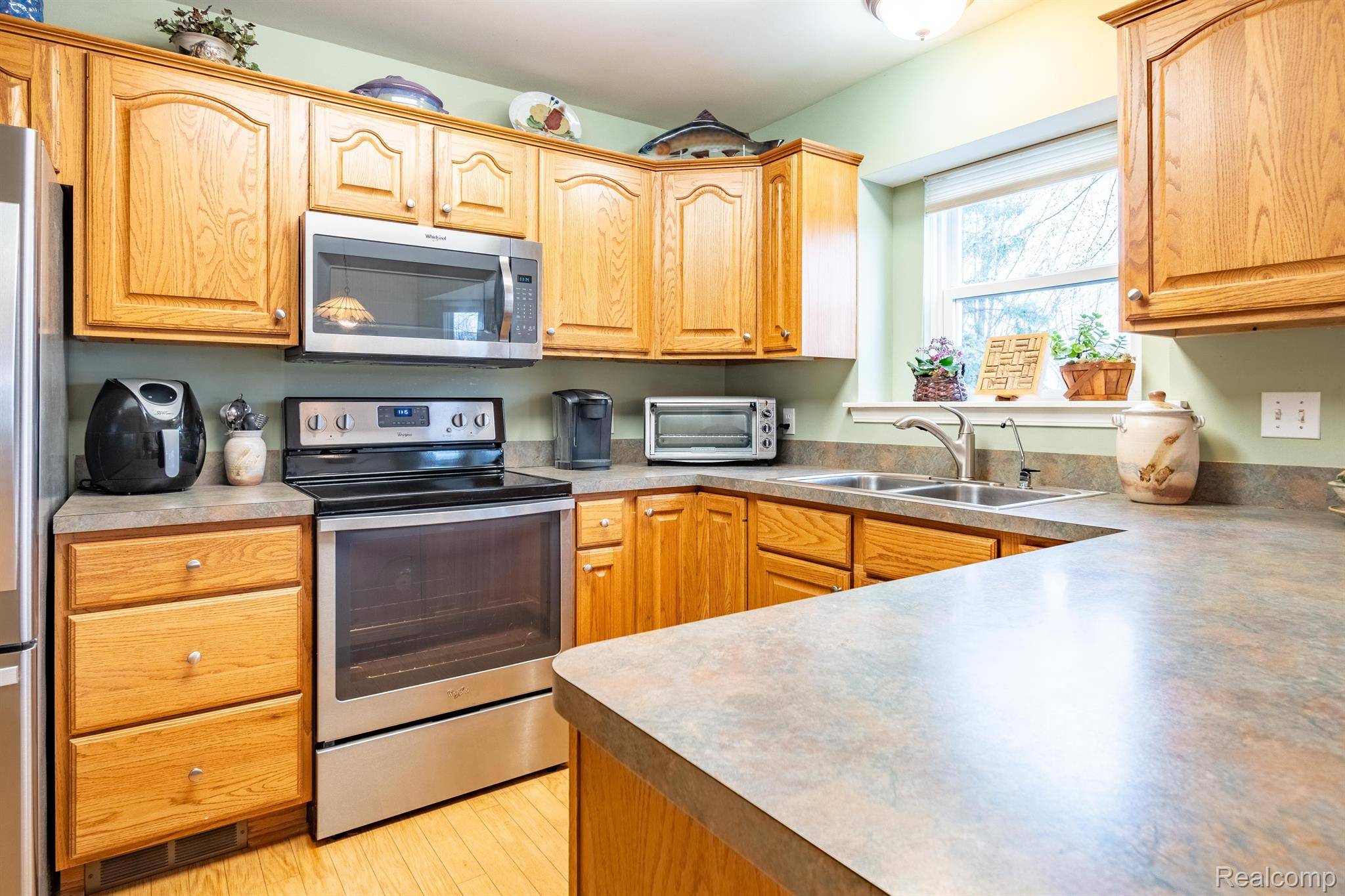 Fenton, MI 48430,12311 WATER GREENS