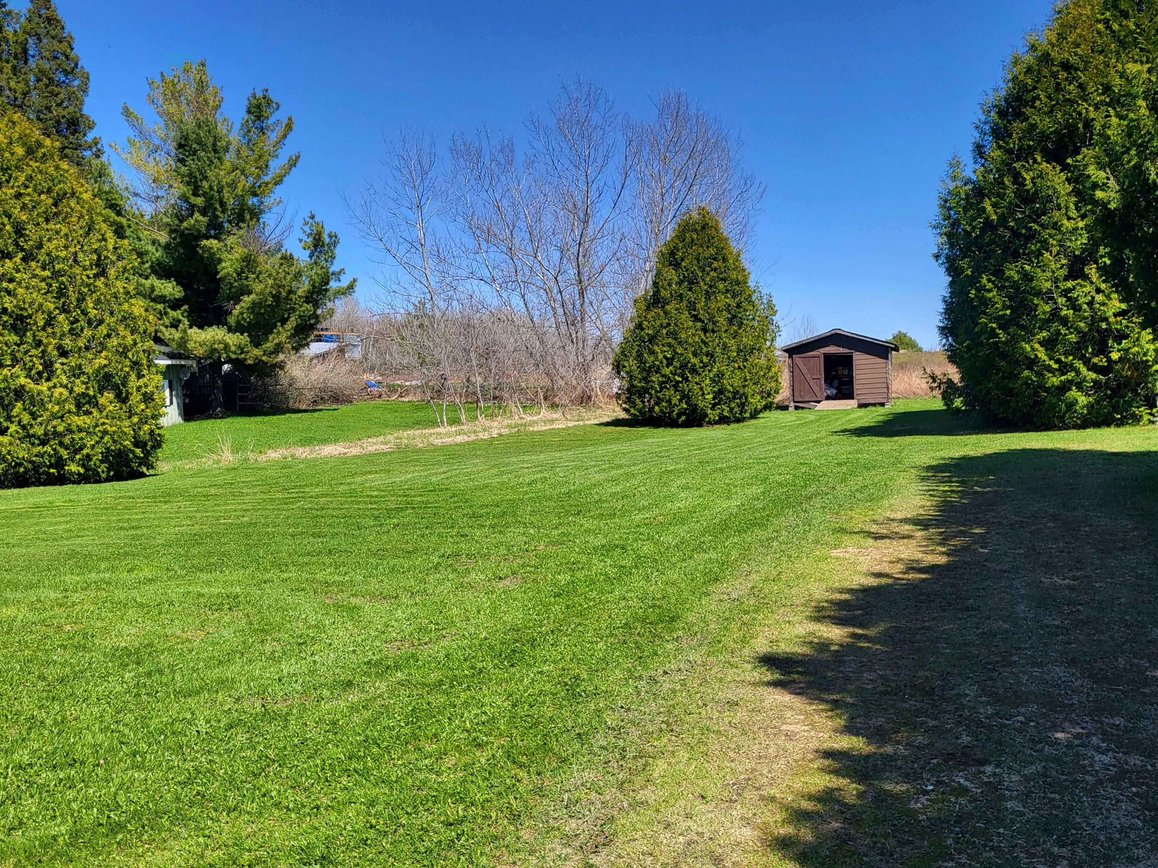 French River, ON P0M 2N0,23 N Channel Camp RD