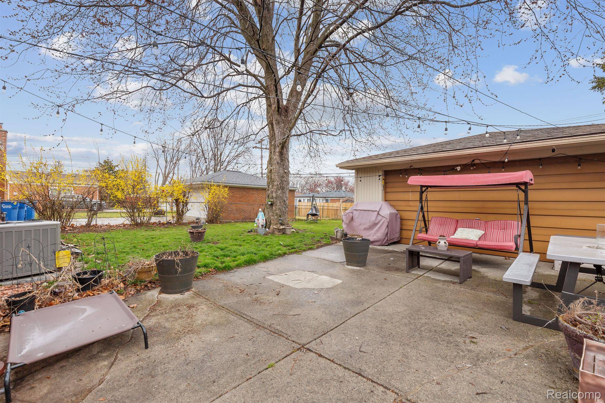 Warren, MI 48089,26552 WAGNER AVE