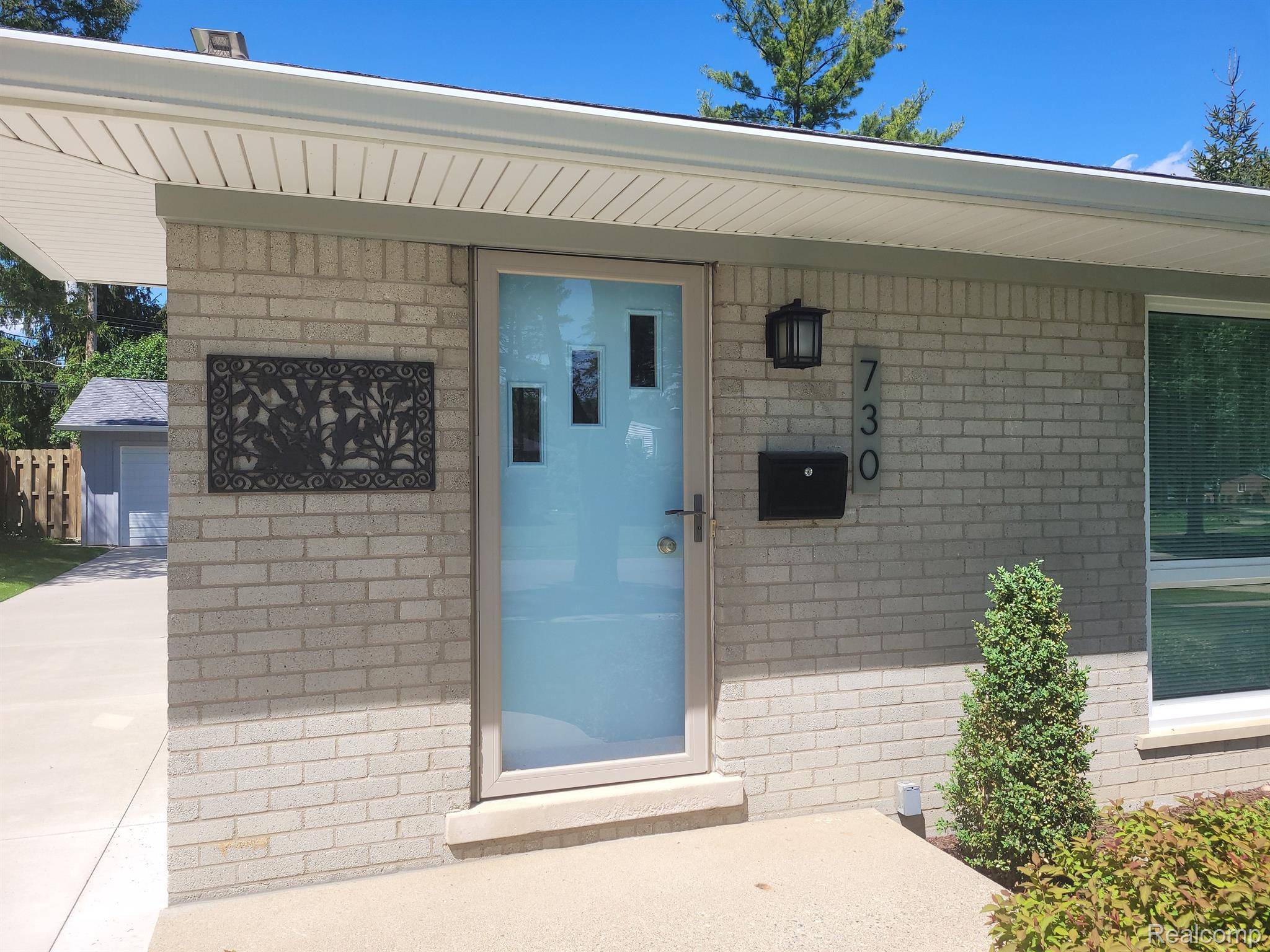 Milford, MI 48381,730 PANORAMA DR