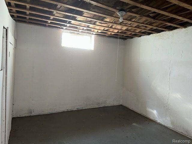 Detroit, MI 48219,18659 SHAFTSBURY AVE