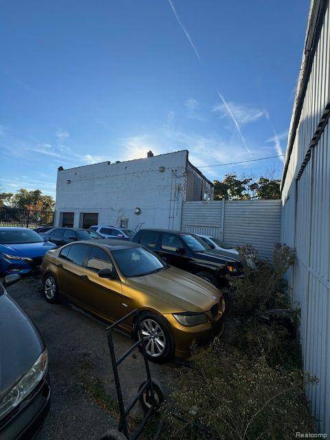 Detroit, MI 48228,15142 JOY RD