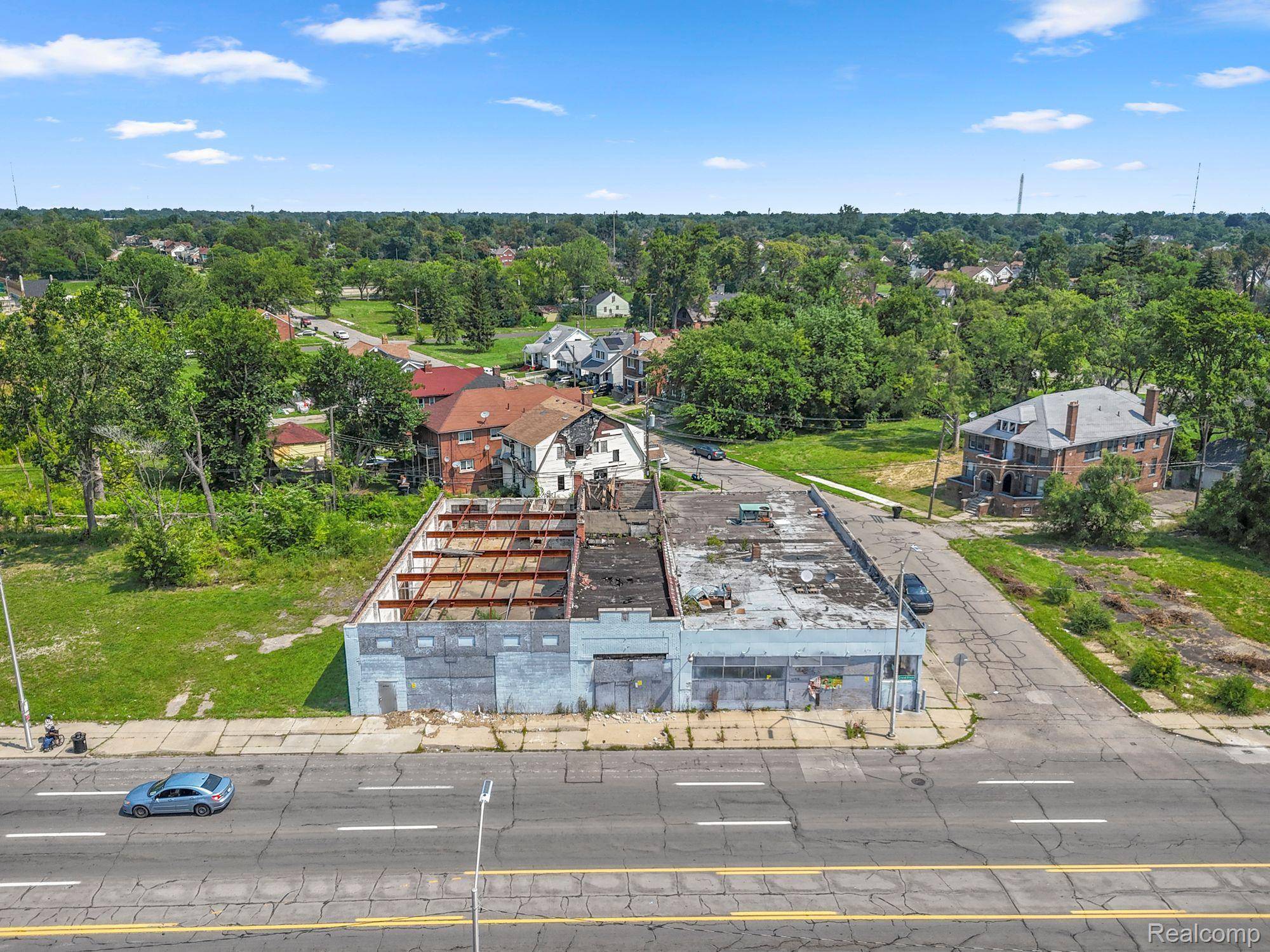 Detroit, MI 48227,12902 GRAND RIVER AVE