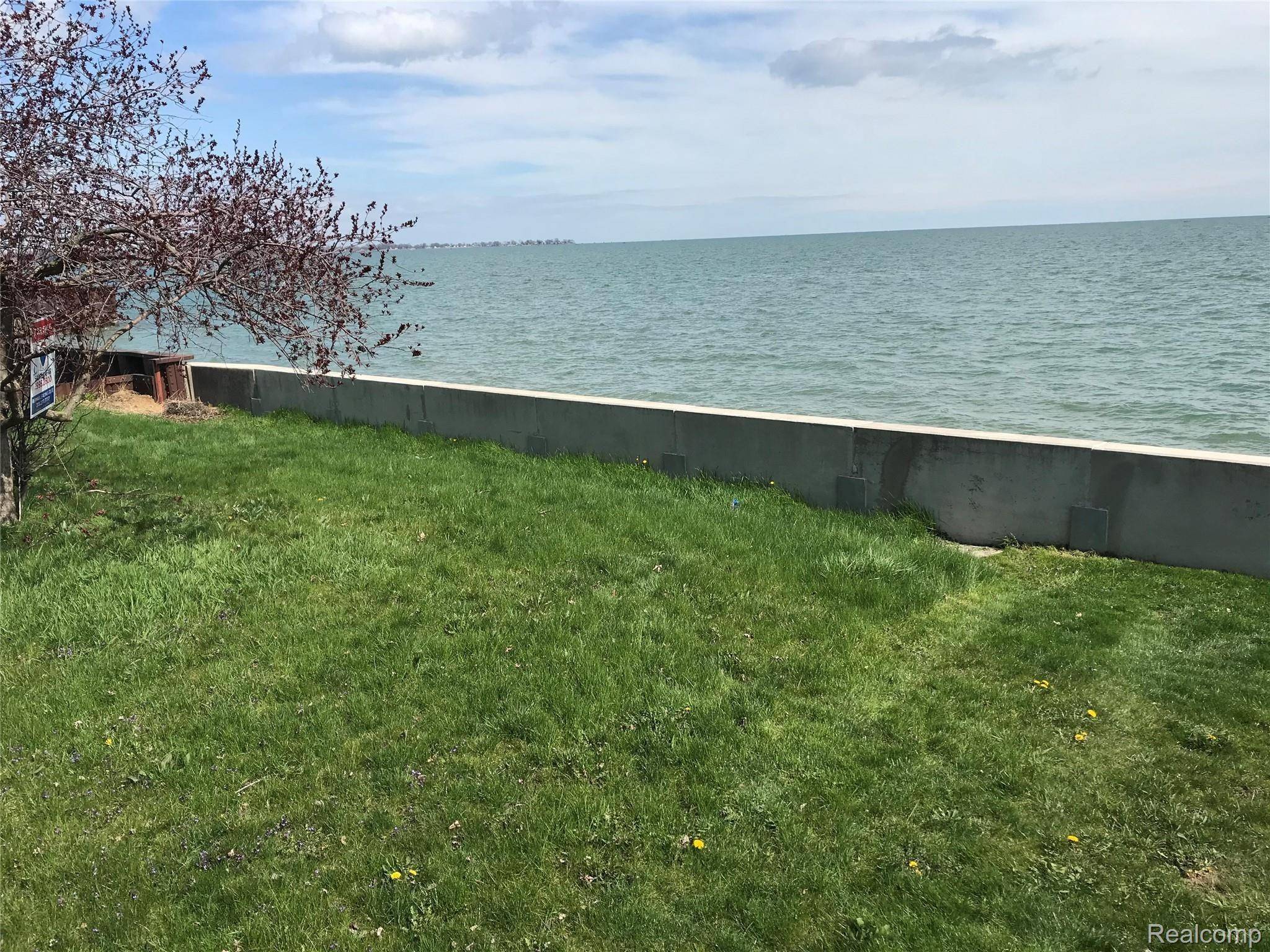 Monroe, MI 48162,00 EDGEWATER