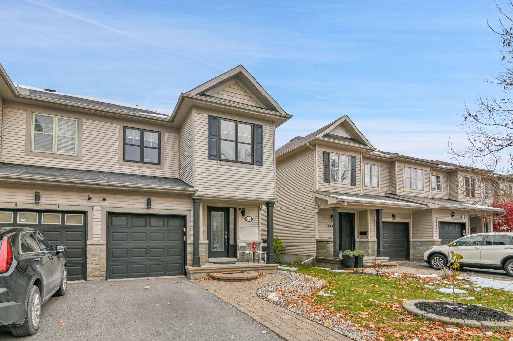 Orleans - Cumberland And Area, ON K4A 5B4,214 Trail Side CIR