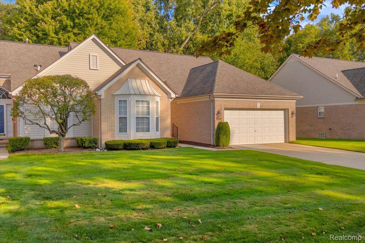 Sterling Heights, MI 48314,44182 Dylan