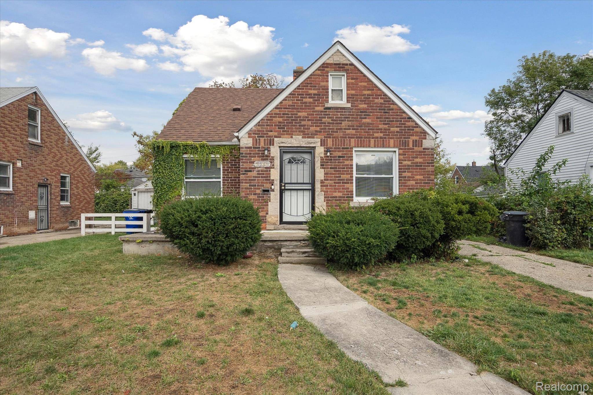 Detroit, MI 48224,5252 Lodewyck ST