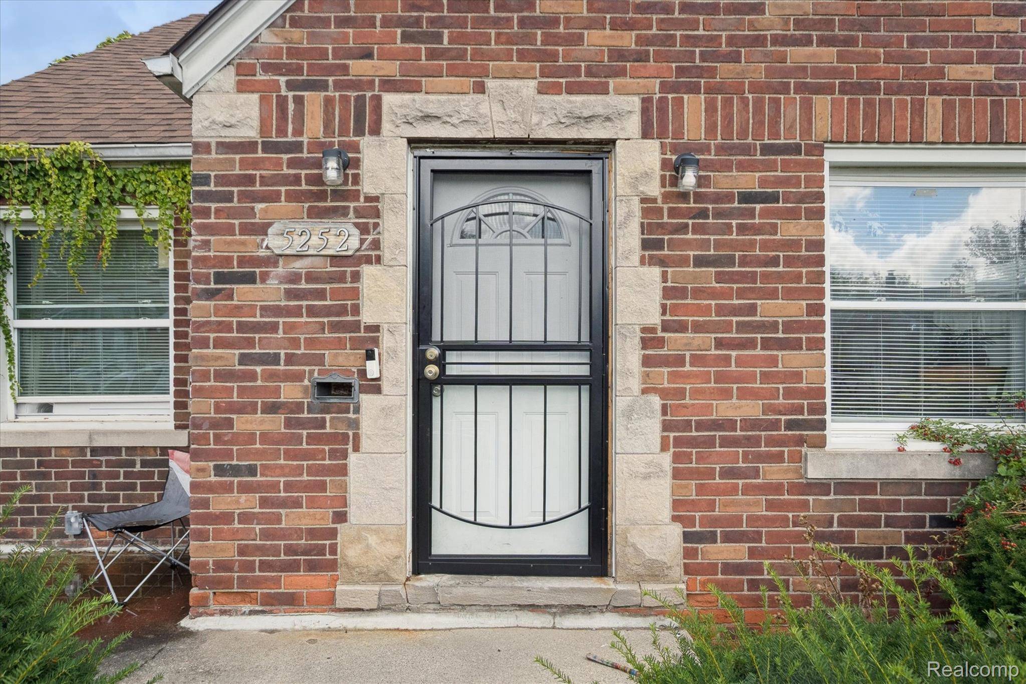 Detroit, MI 48224,5252 Lodewyck ST