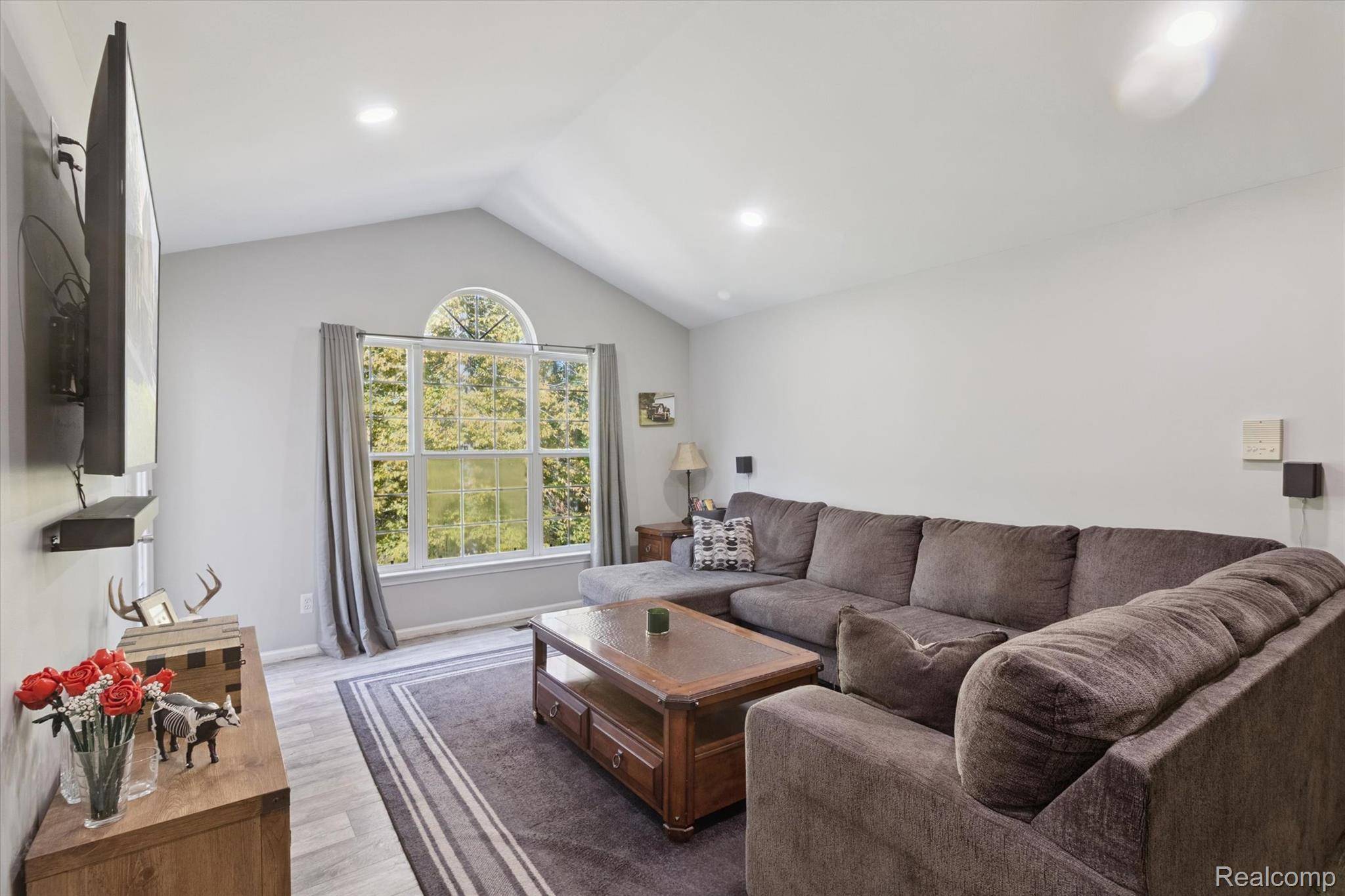 Shelby Twp, MI 48316,56059 Chesapeake CIR