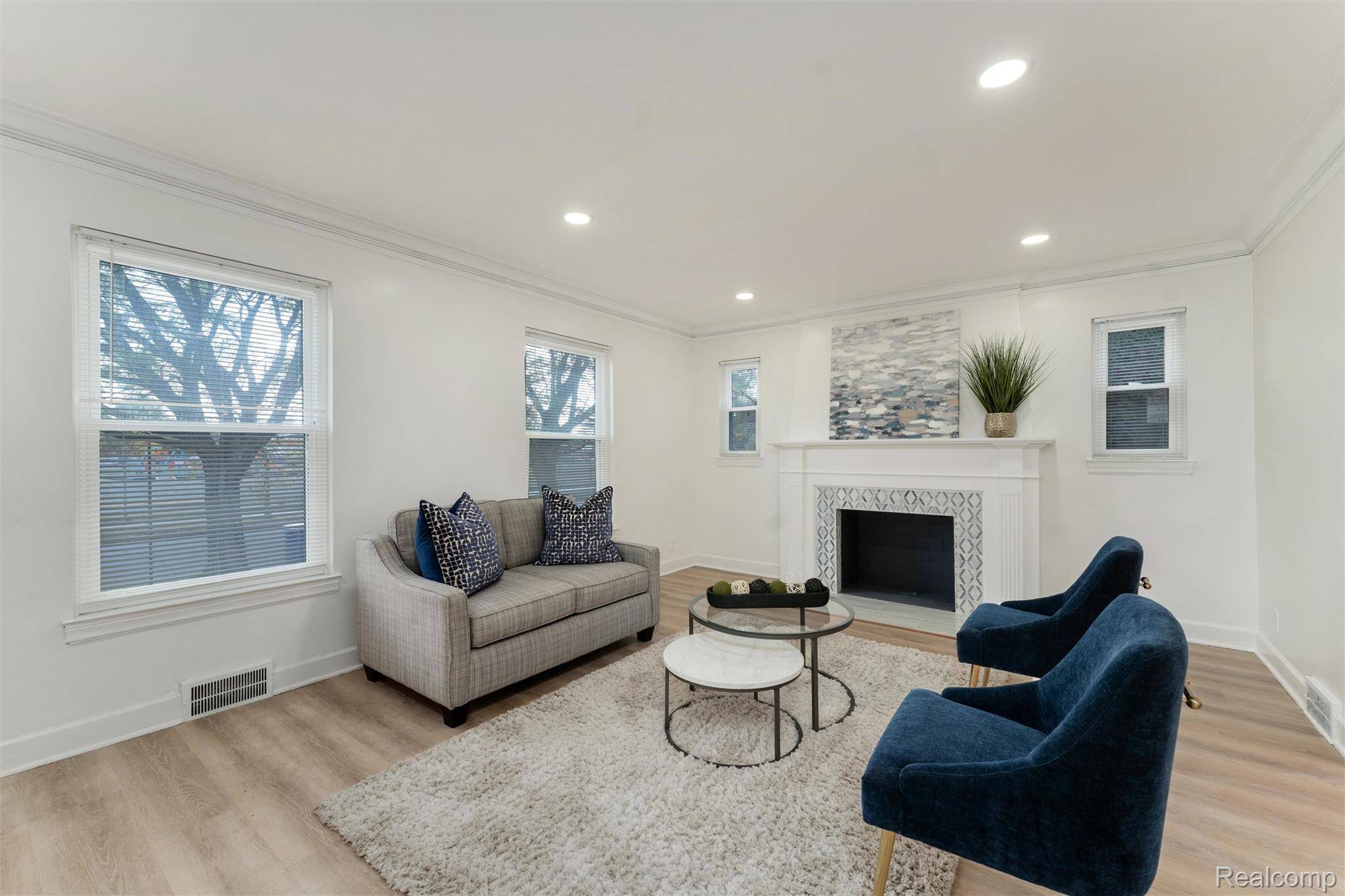 Detroit, MI 48204,8700 Otto ST