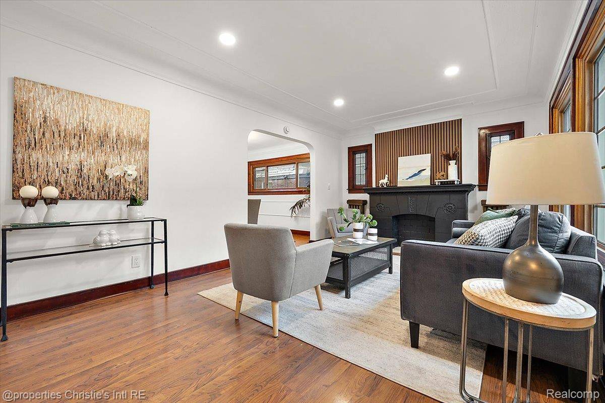 Detroit, MI 48224,4143 Bedford ST