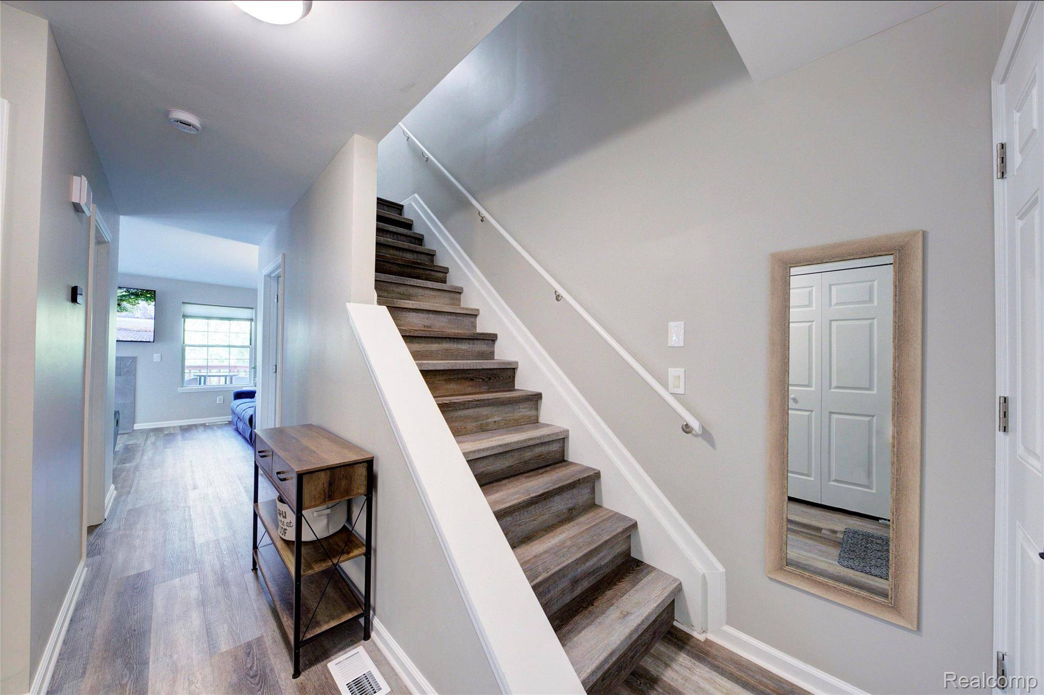 Novi, MI 48377,31232 Columbia DR