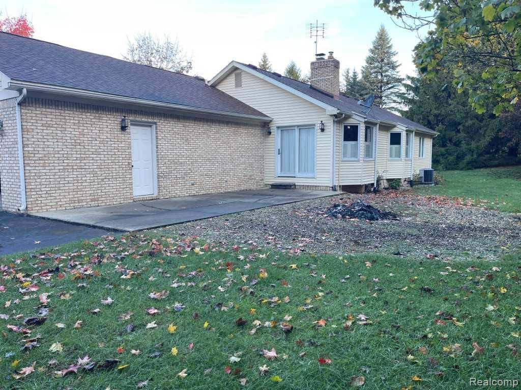 Brighton, MI 48114,4163 Nancy DR