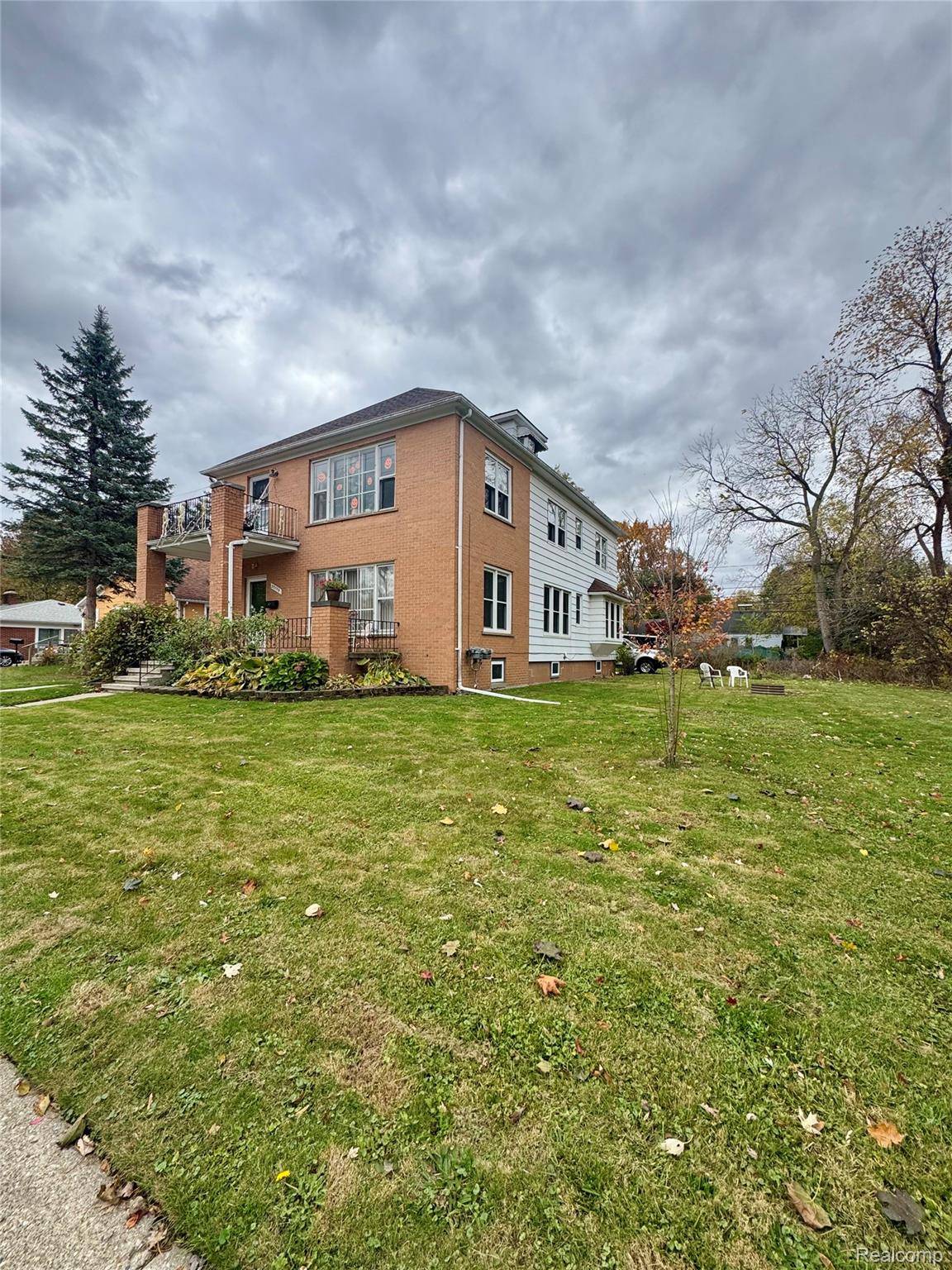 Wayne, MI 48184,35755 Glenwood RD