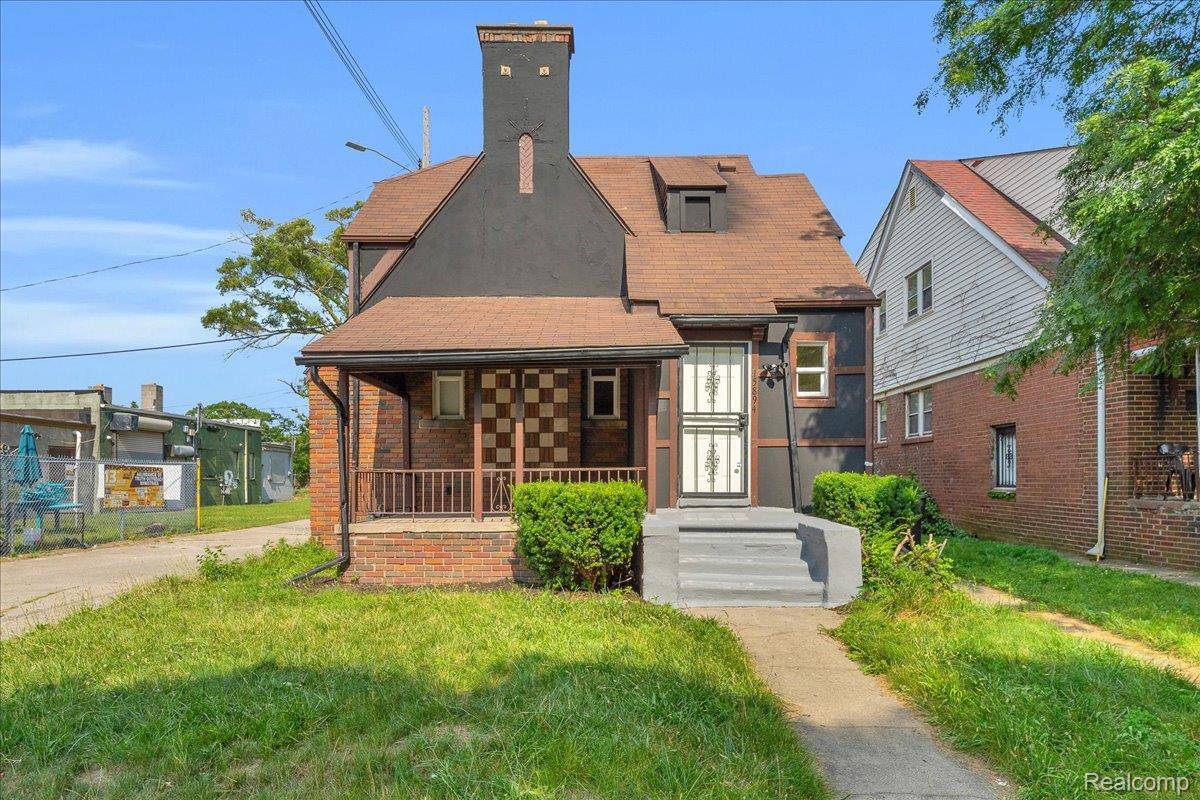 Detroit, MI 48227,15894 Snowden ST