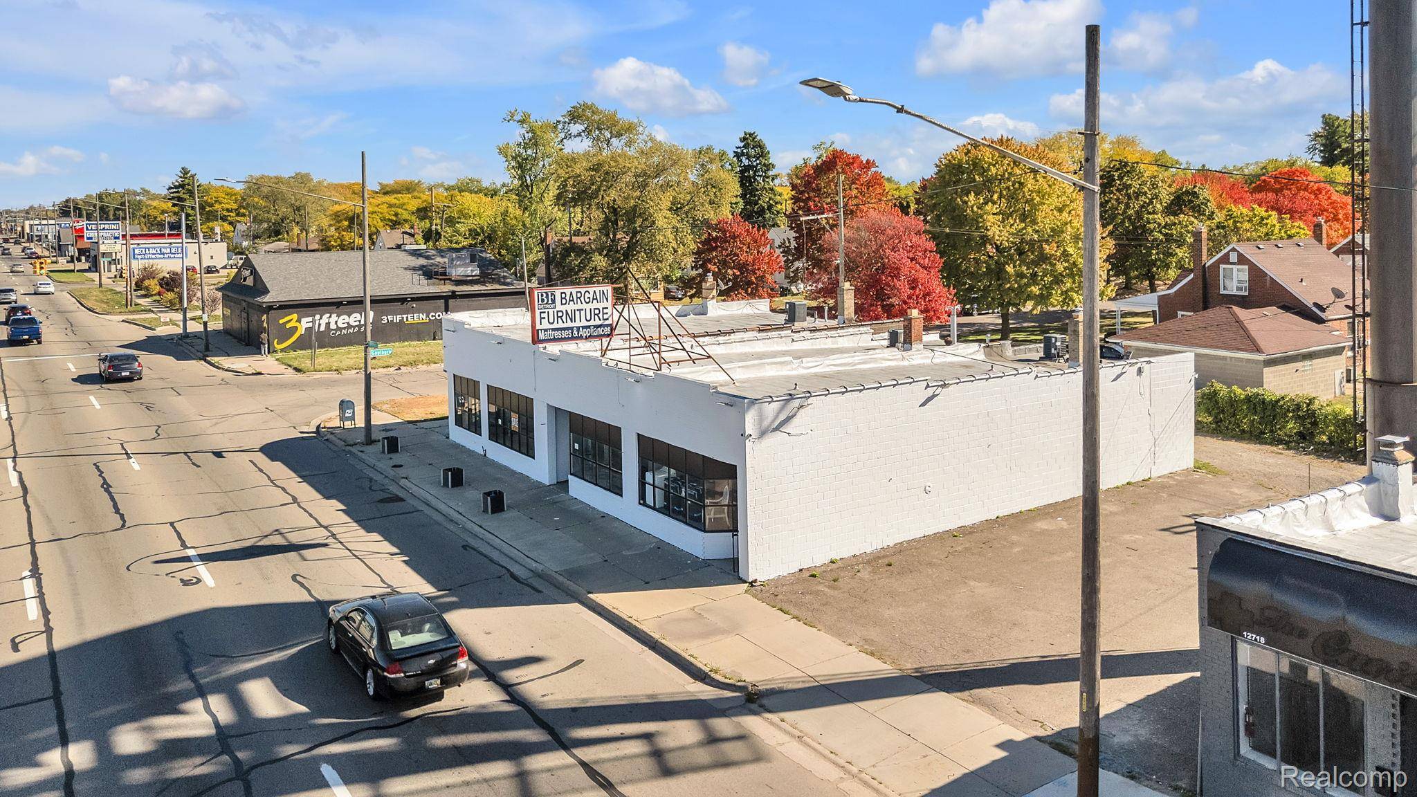 Detroit, MI 48205,12744 E 8 Mile RD