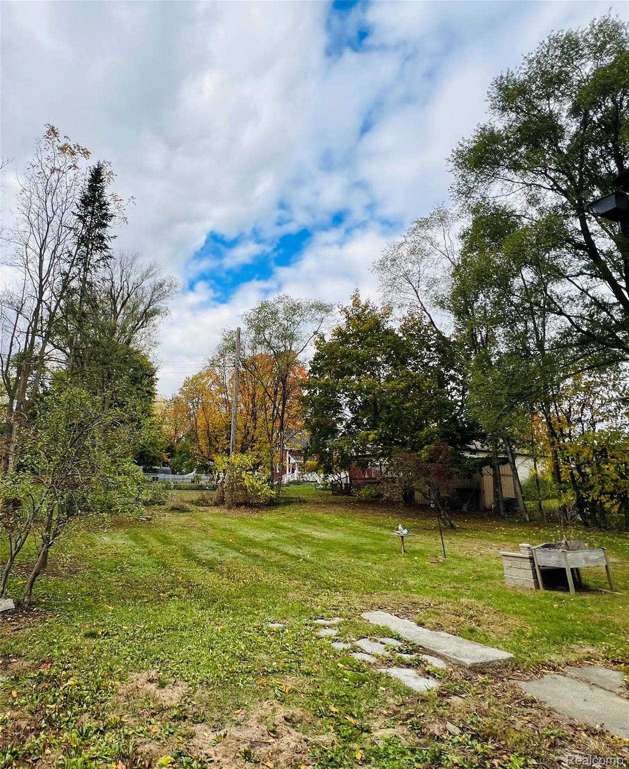 Imlay City, MI 48444,350 S Almont AVE