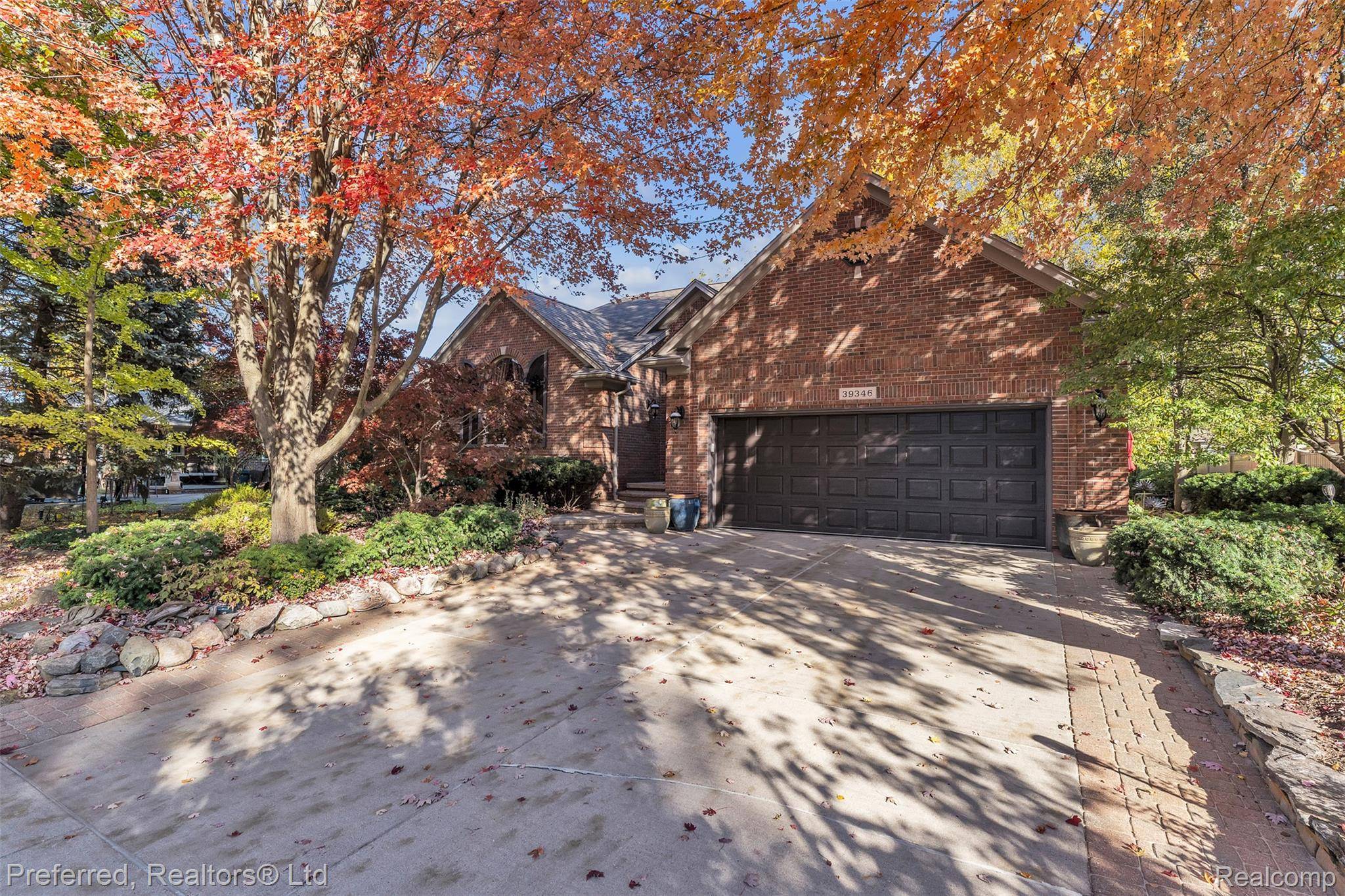 Sterling Heights, MI 48313,39346 Zofia AVE