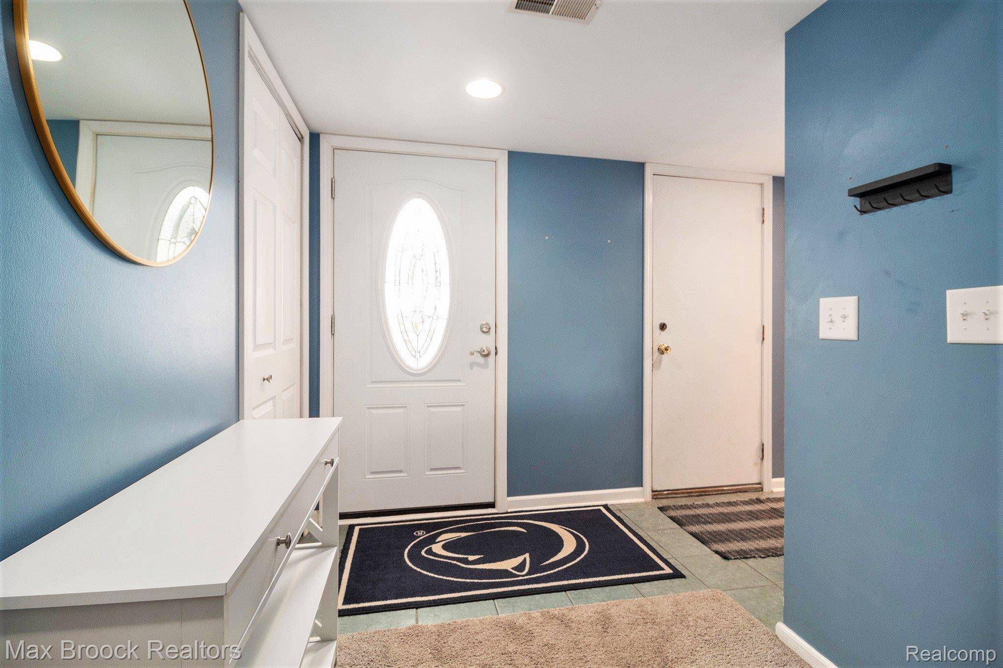 Canton, MI 48187,42697 Redfern ST