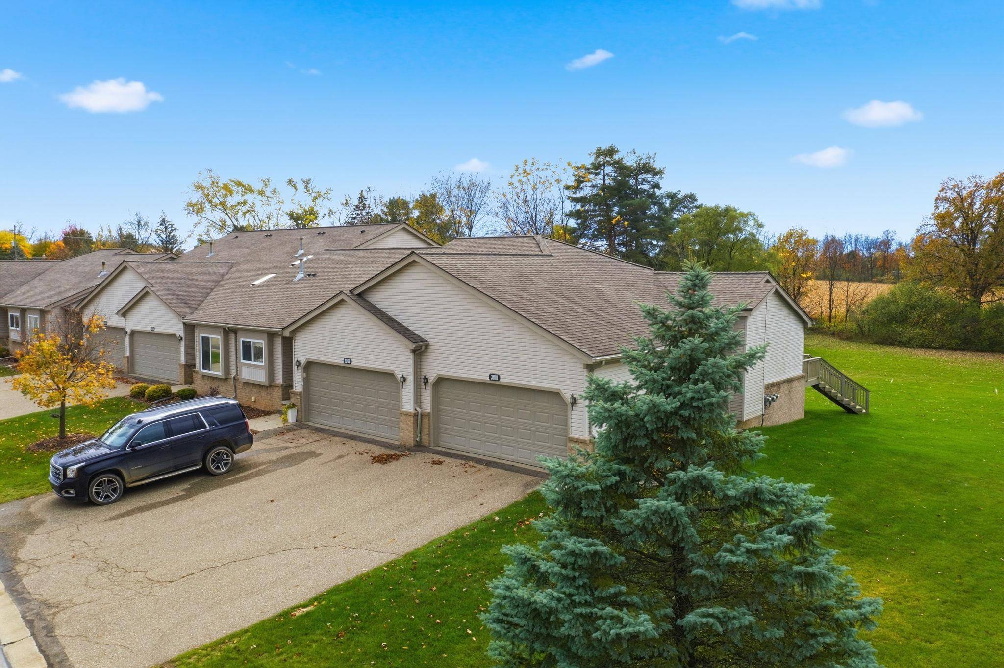 Grand Blanc, MI 48439,3010 Murray ST