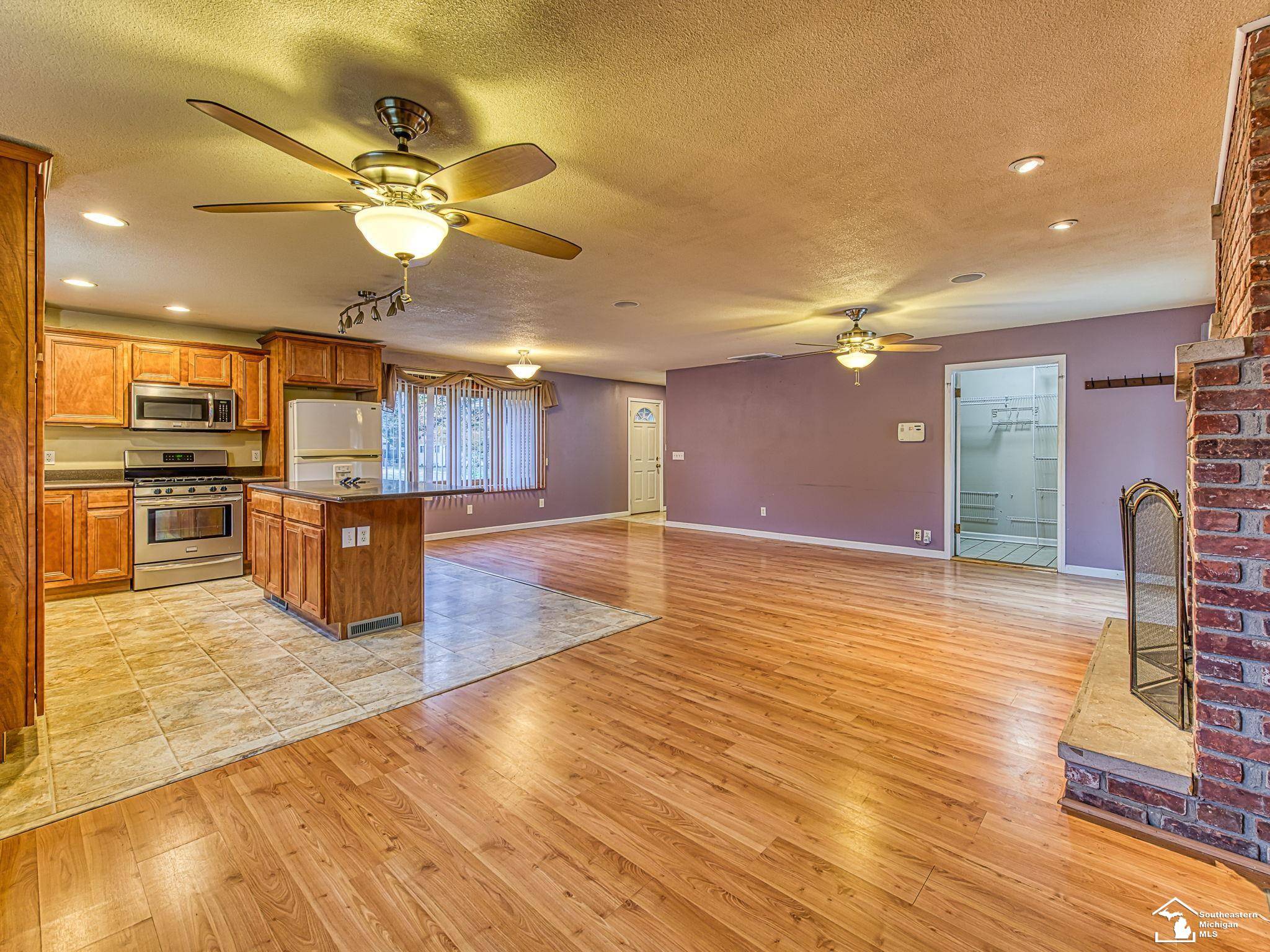 Temperance, MI 48182,8611 Buerk RD