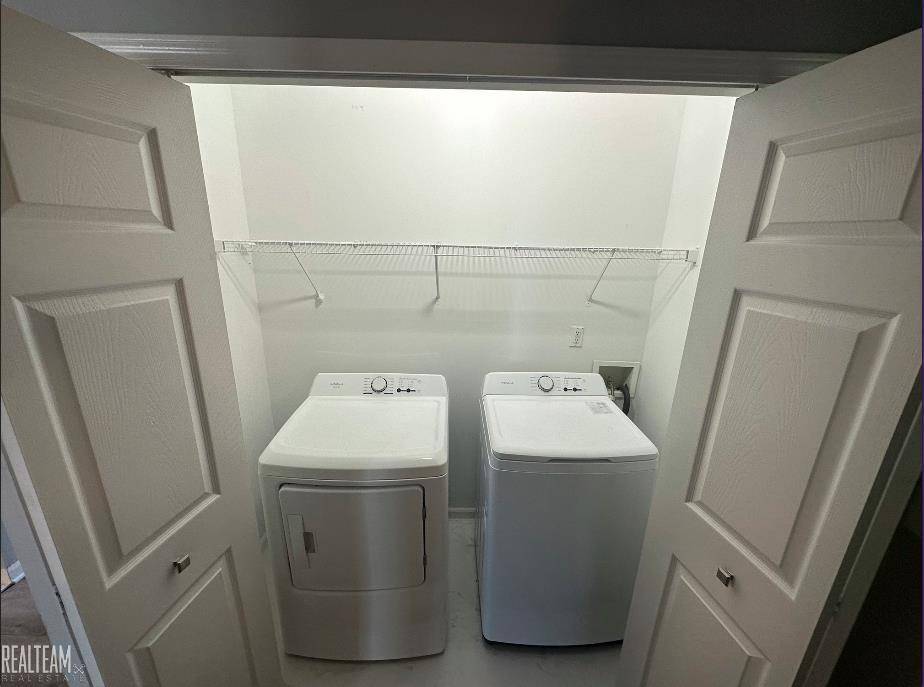 Sterling Heights, MI 48312,43061 Burlington DR