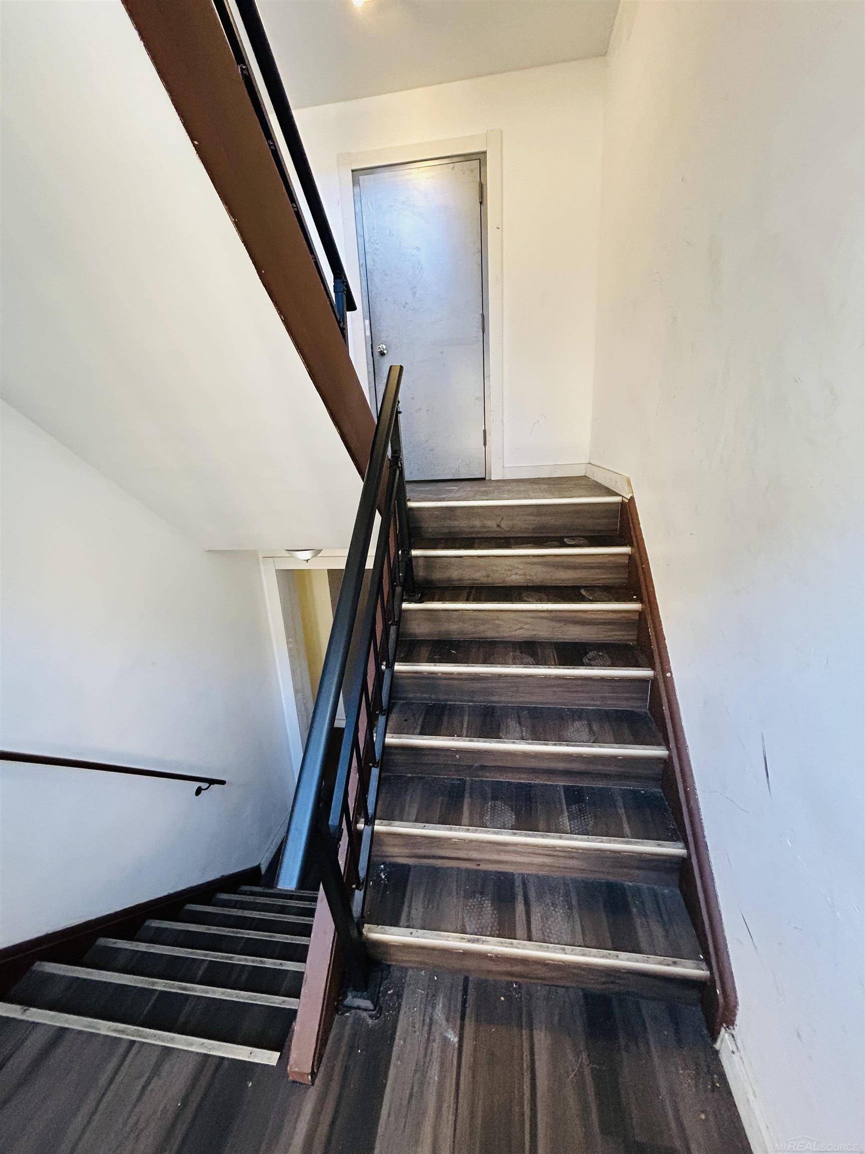 Detroit, MI 48224,11811 Morang DR