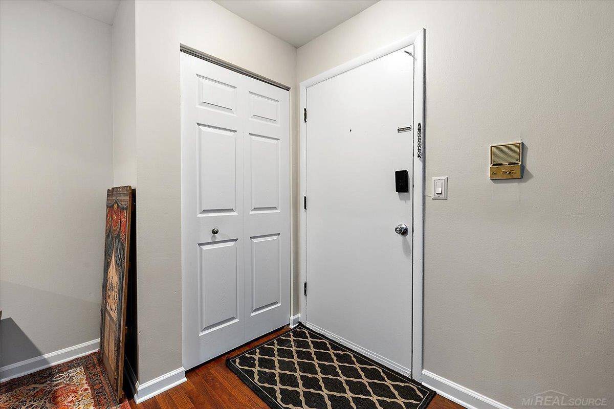 Rochester, MI 48307,803 Plate DR