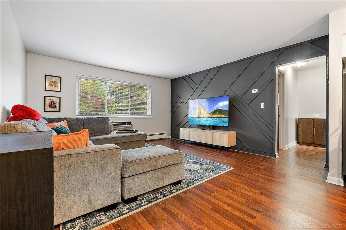 Rochester, MI 48307,803 Plate DR