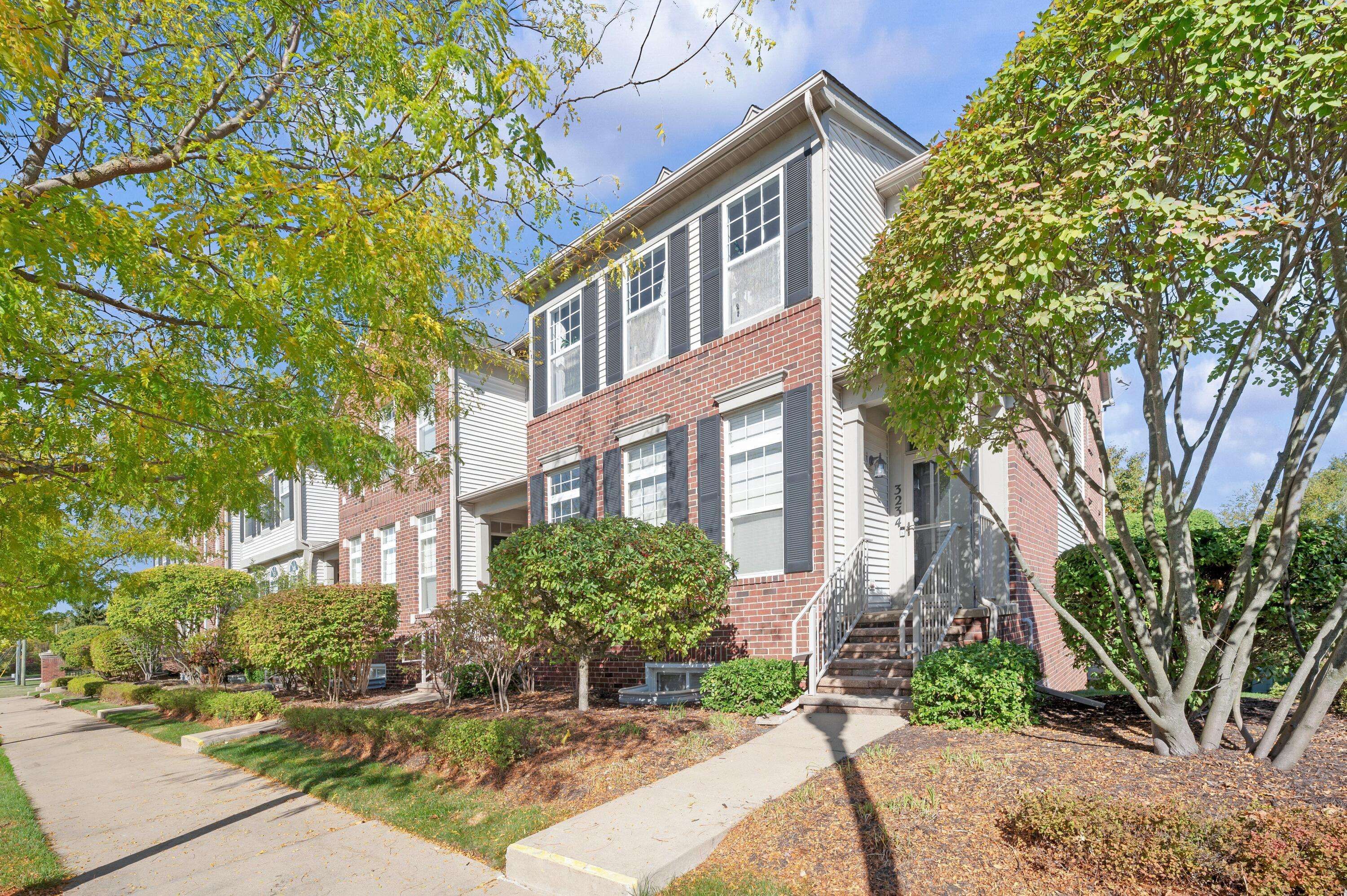 Wixom, MI 48393,3238 Johanna Ware W