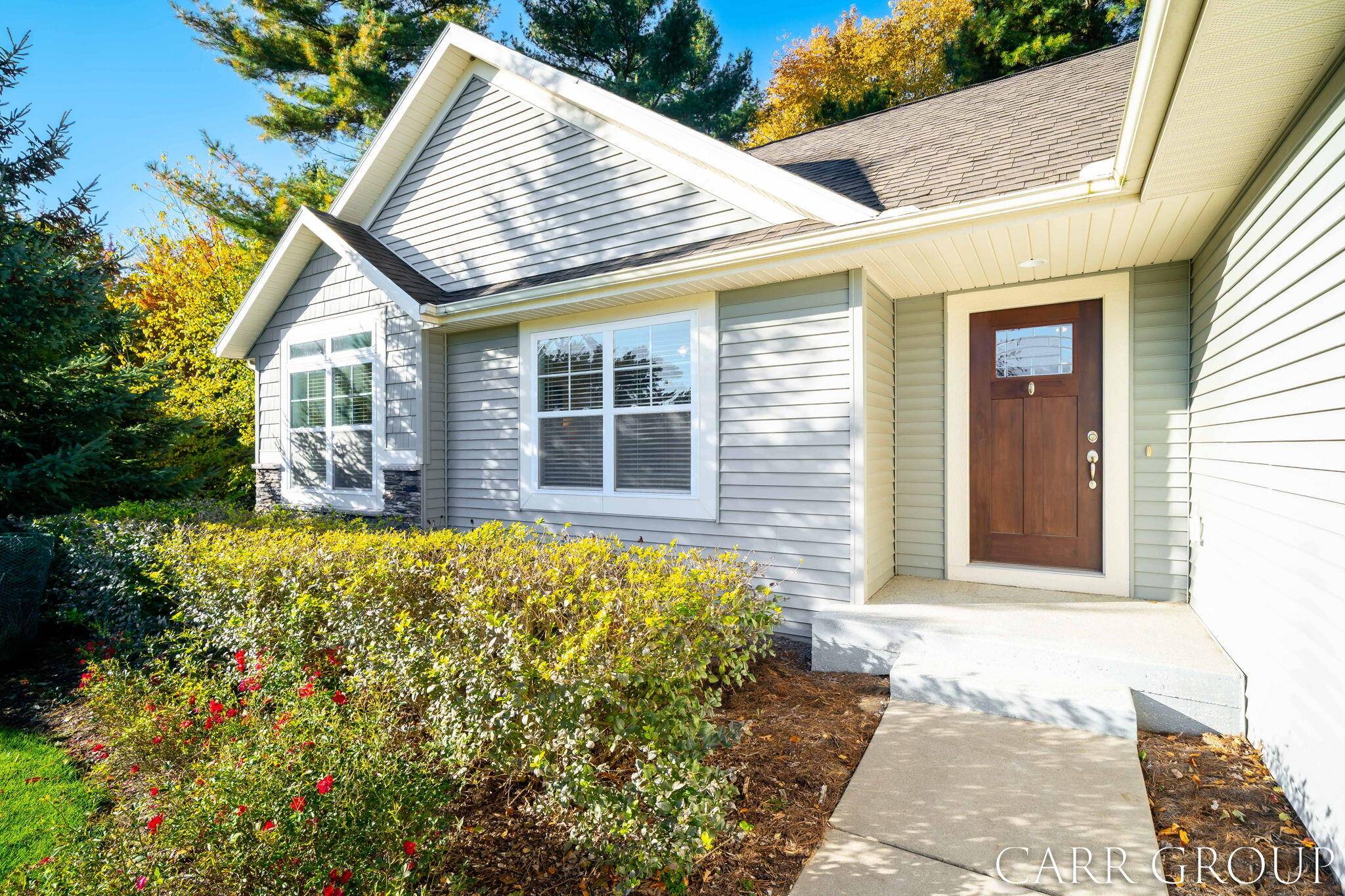 West Olive, MI 49460,9065 Winterberry DR