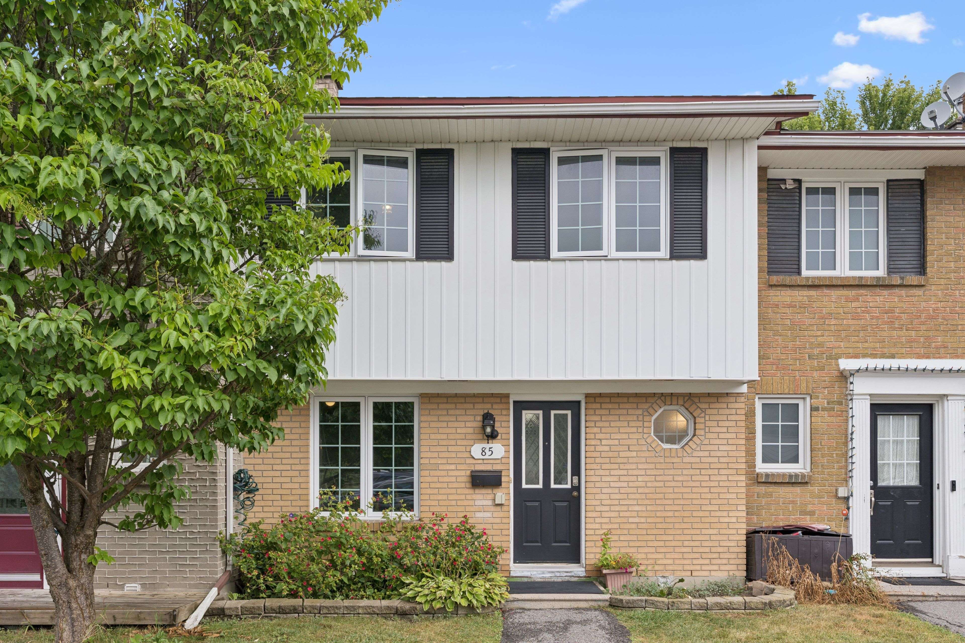 South Of Baseline To Knoxdale, ON K2H 7A9,85 Monterey DR