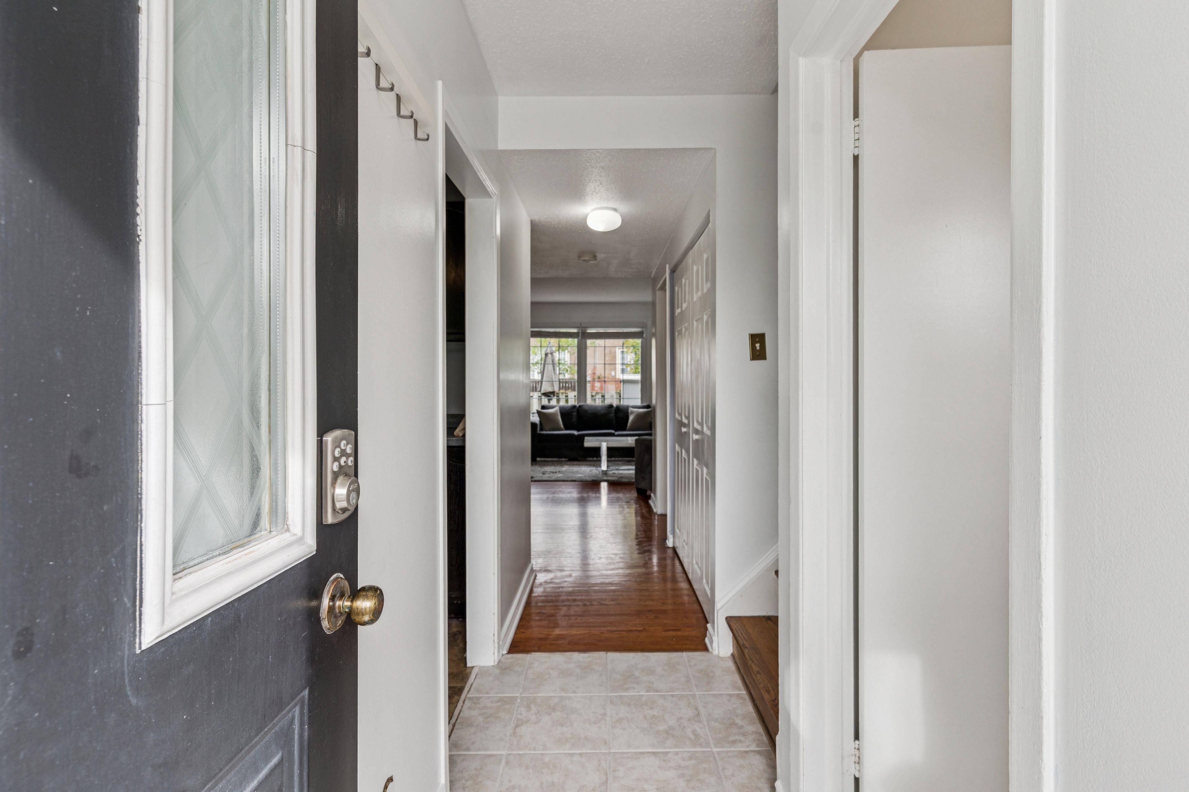 South Of Baseline To Knoxdale, ON K2H 7A9,85 Monterey DR