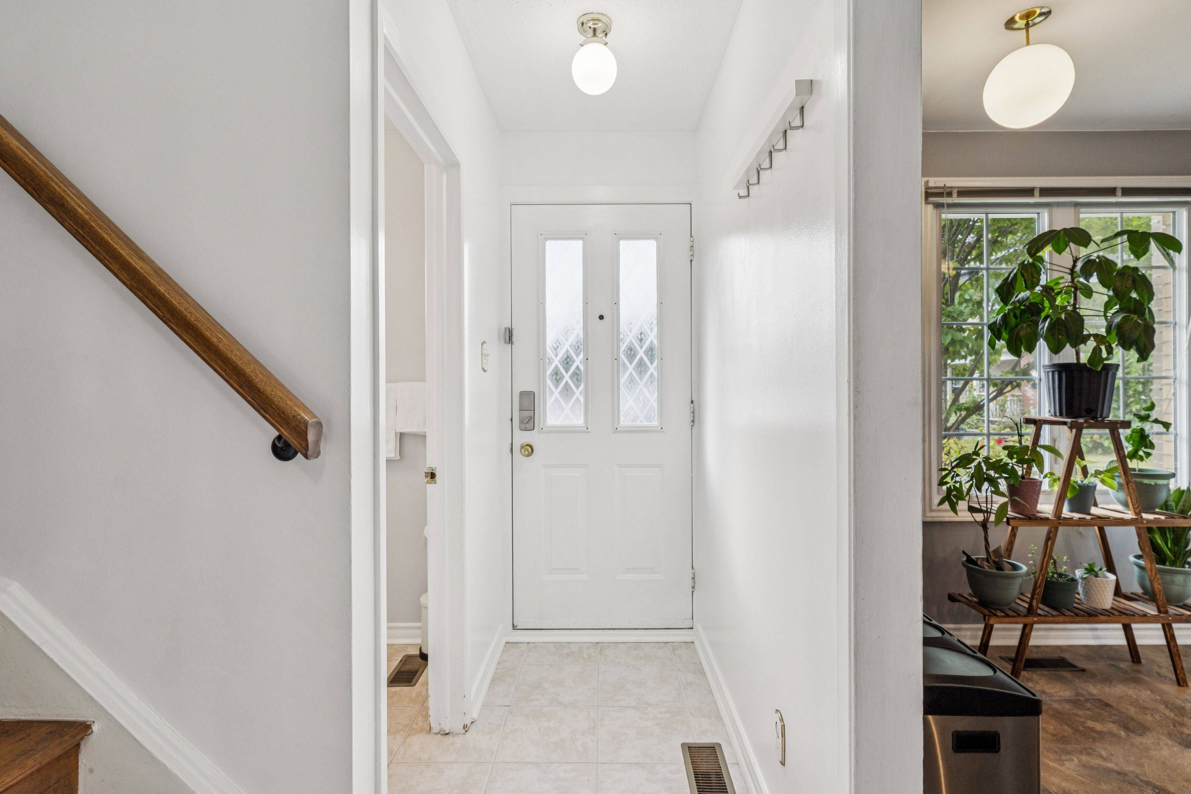 South Of Baseline To Knoxdale, ON K2H 7A9,85 Monterey DR