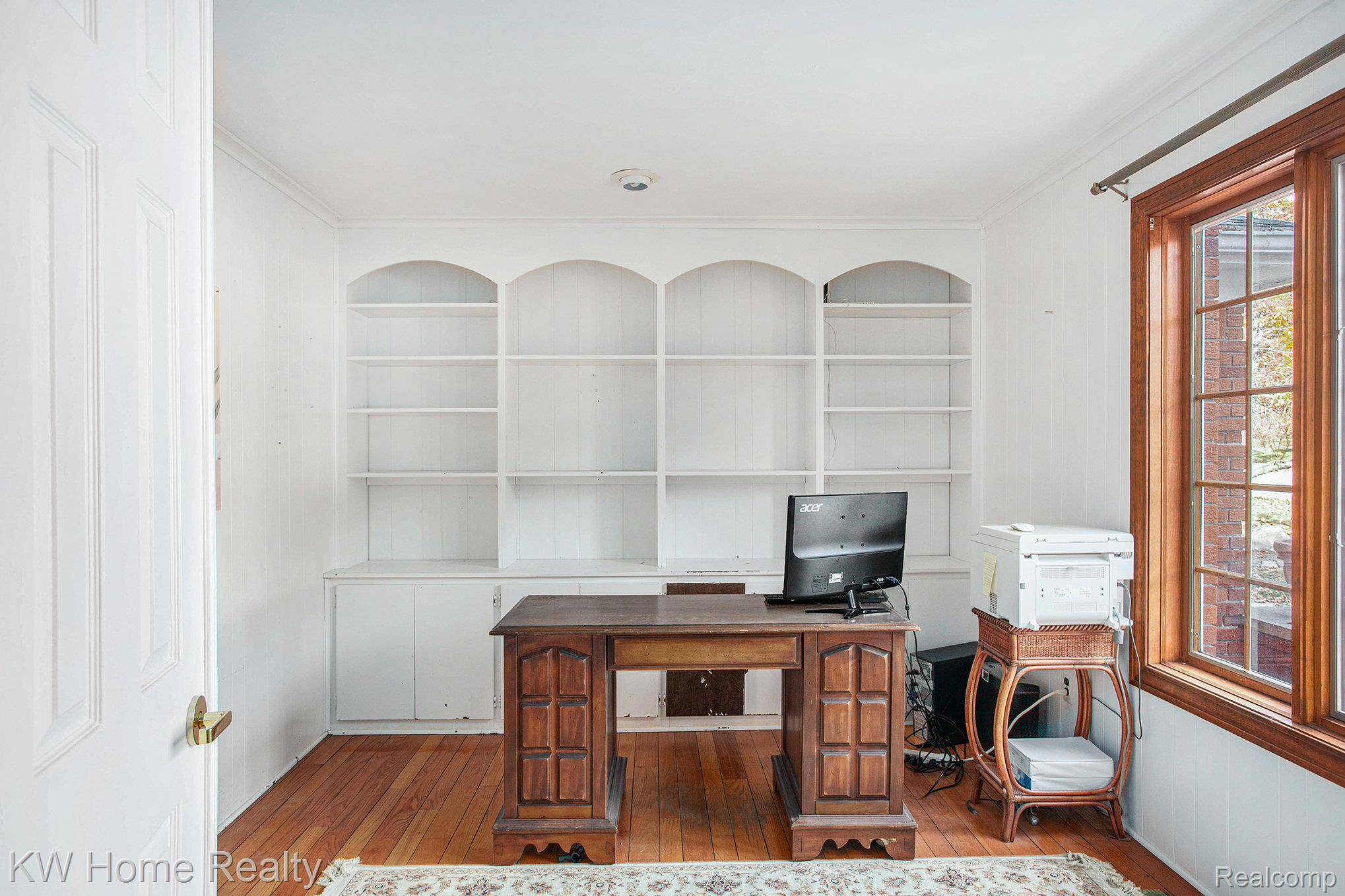 West Bloomfield, MI 48323,5994 Glen Eagles DR