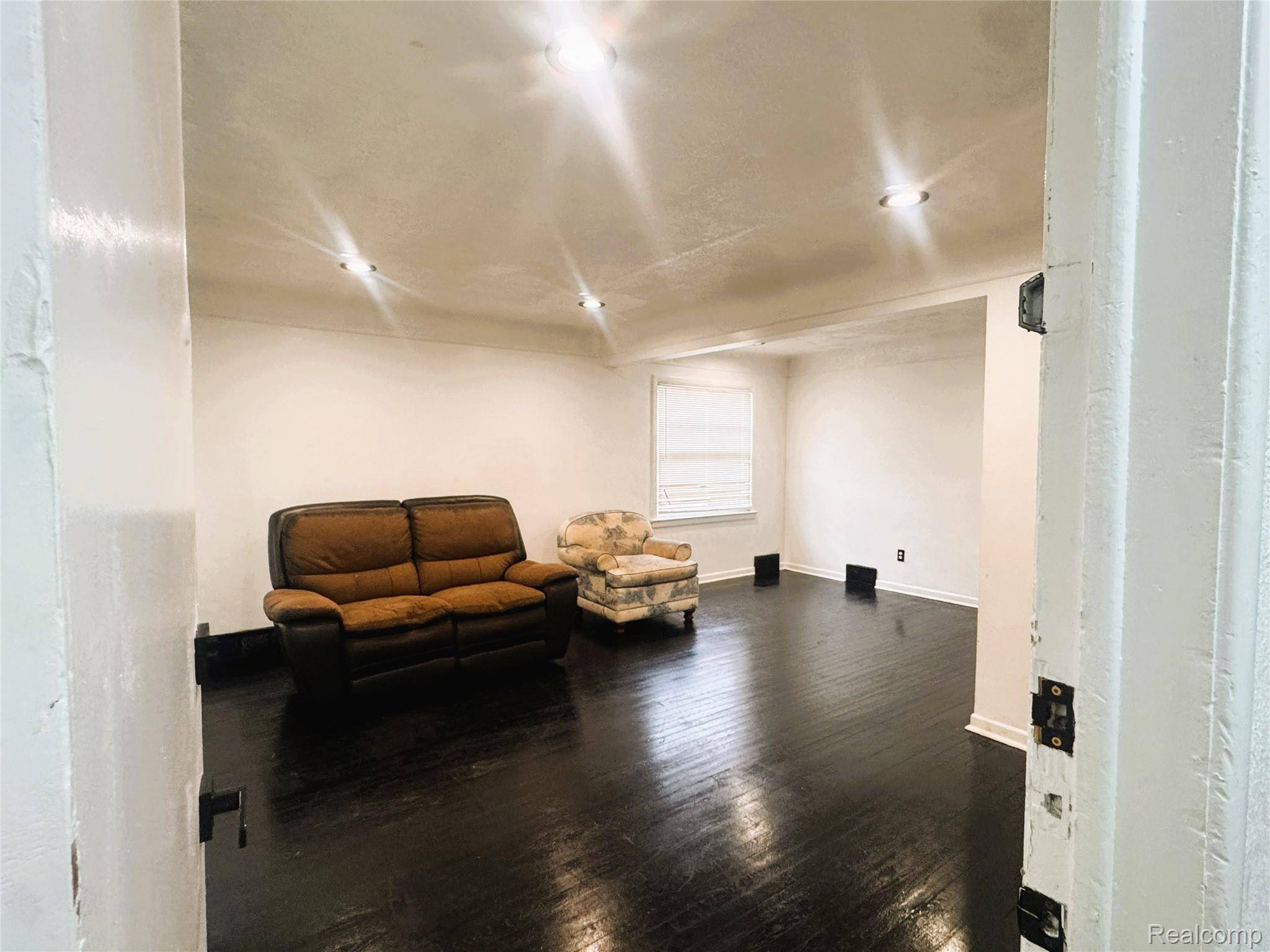 Detroit, MI 48213,12622 Promenade ST