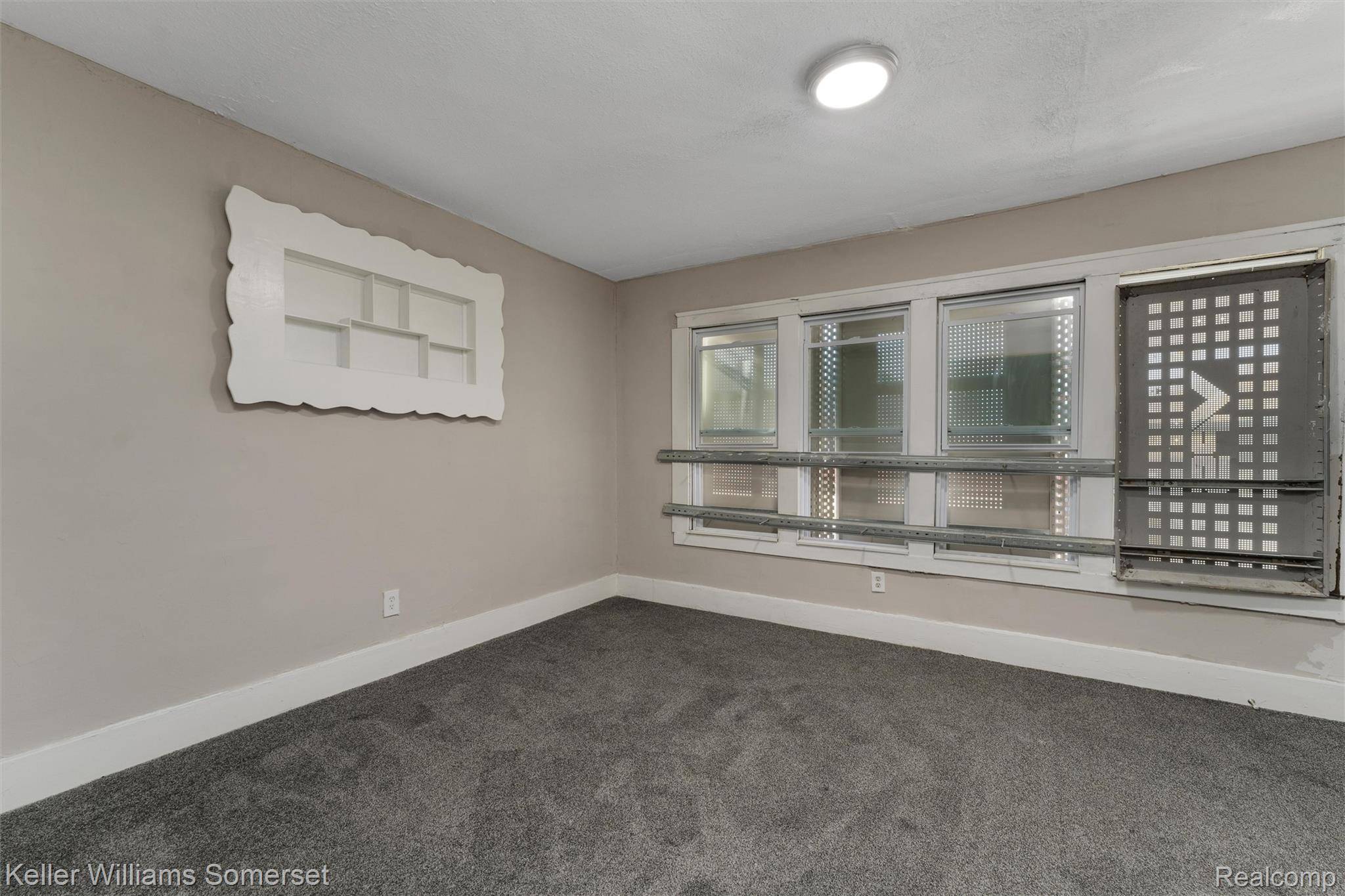 Detroit, MI 48215,3034 Gray ST