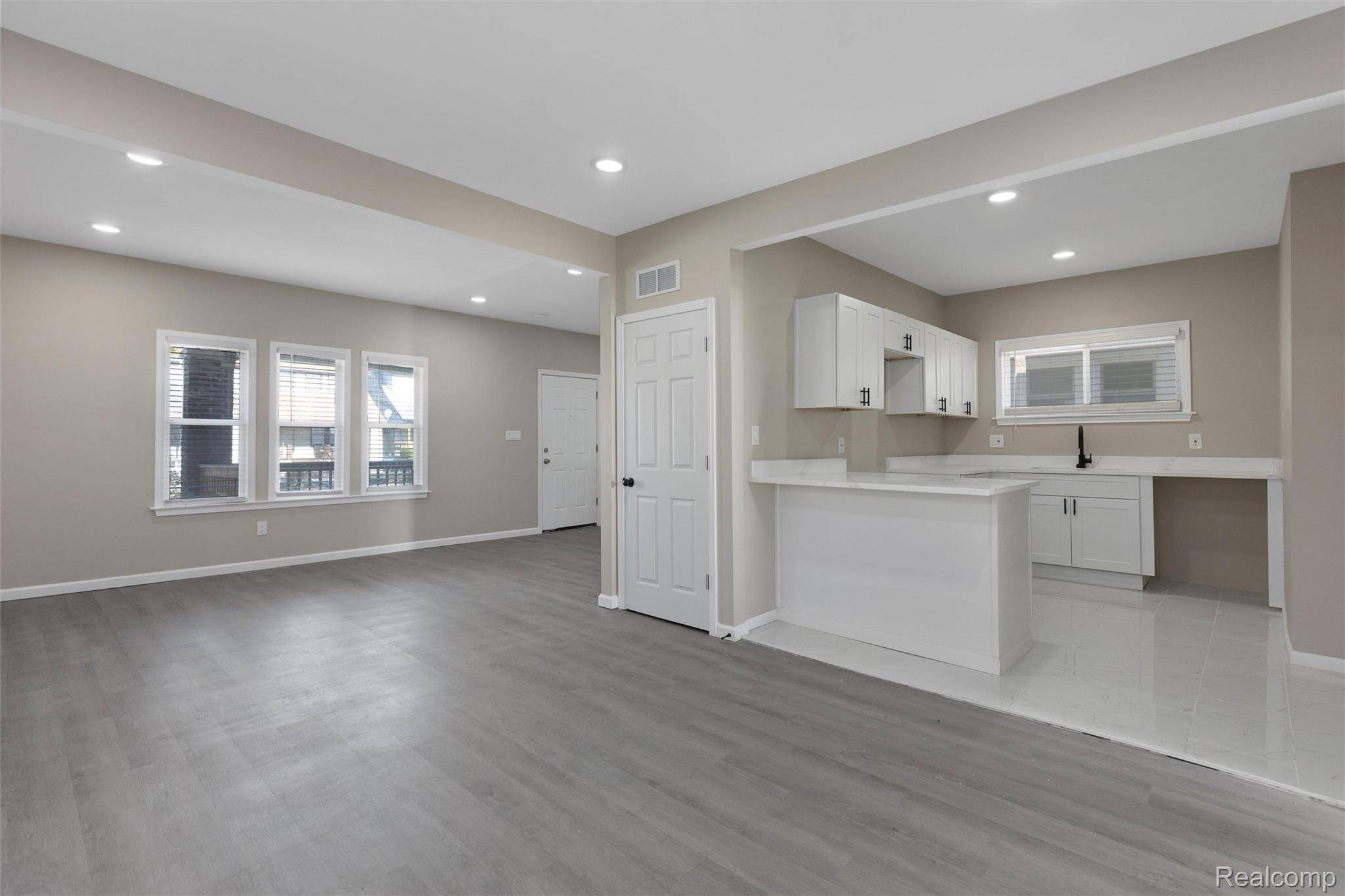 Detroit, MI 48238,1565 Glendale ST