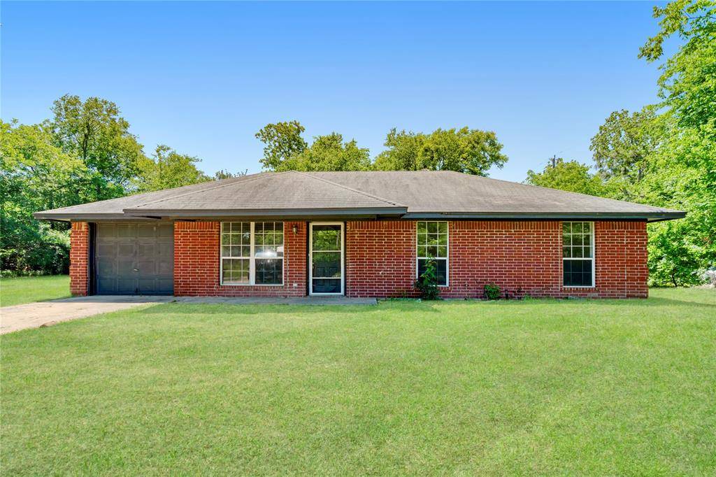 Blossom, TX 75416,235 Hickory Street