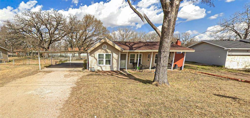 Lacy Lakeview, TX 76705,117 N Oak Street