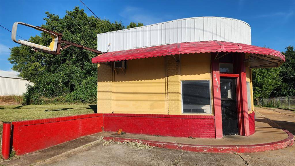 Shreveport, LA 71103,2423 Texas Avenue