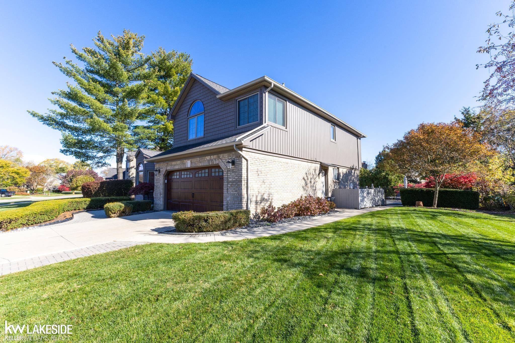 Clinton Township, MI 48038,43852 Columbia DR