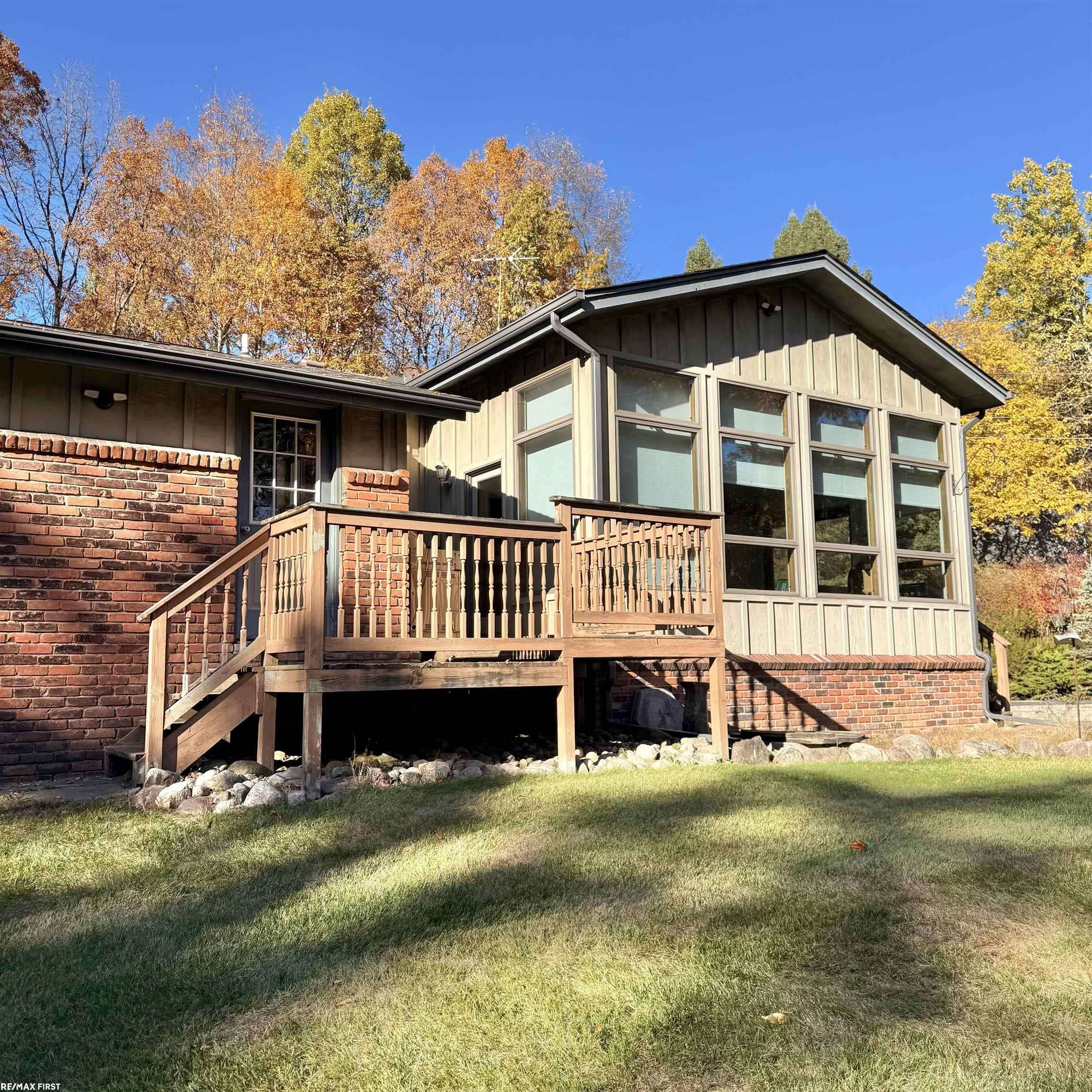 Oxford, MI 48370,1185 Barr RD