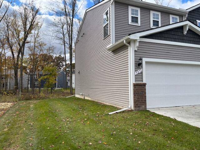 Dexter, MI 48130,9272 Hemlock LN