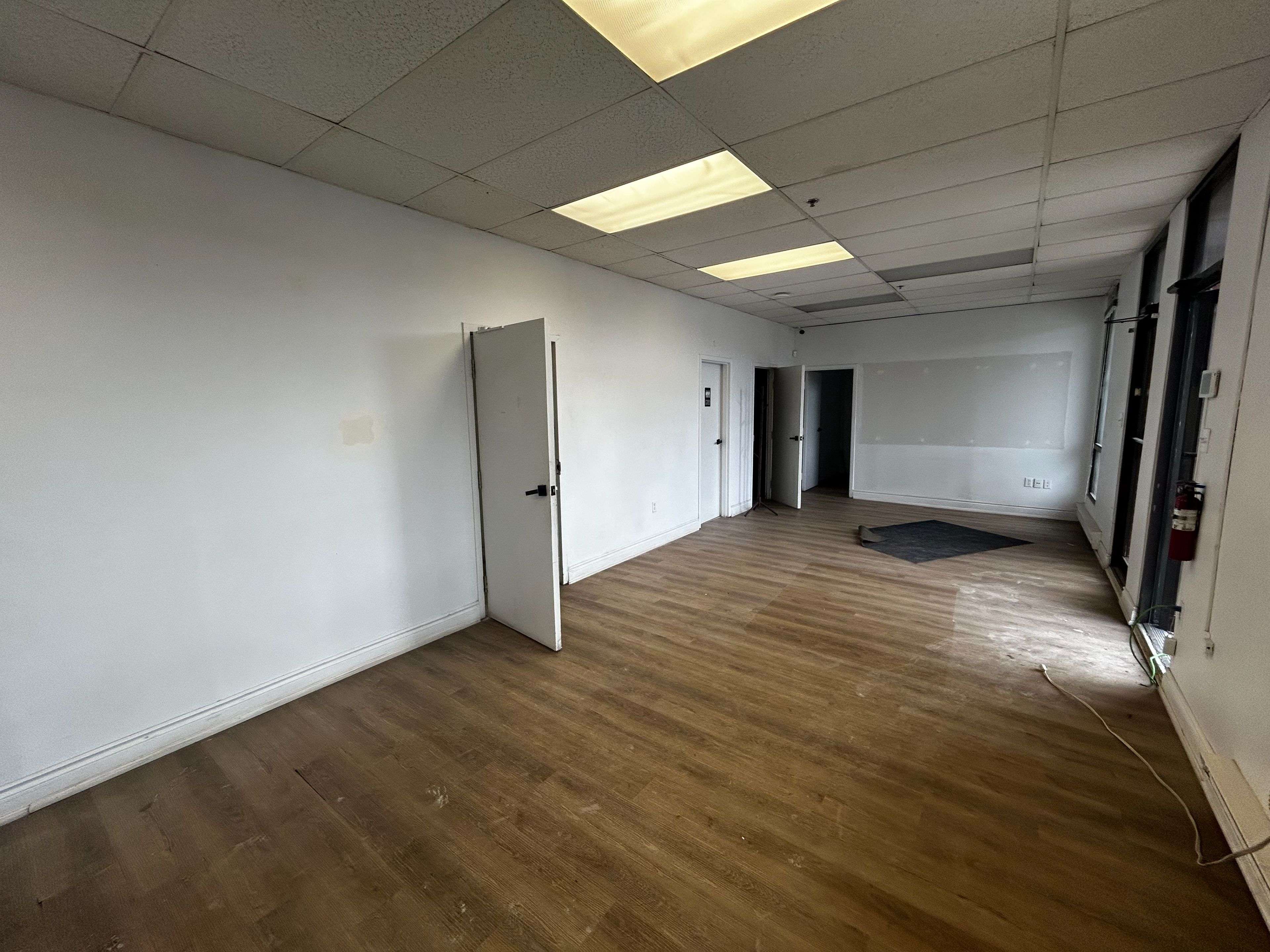 Mississauga, ON L4W 2M6,Address not disclosed