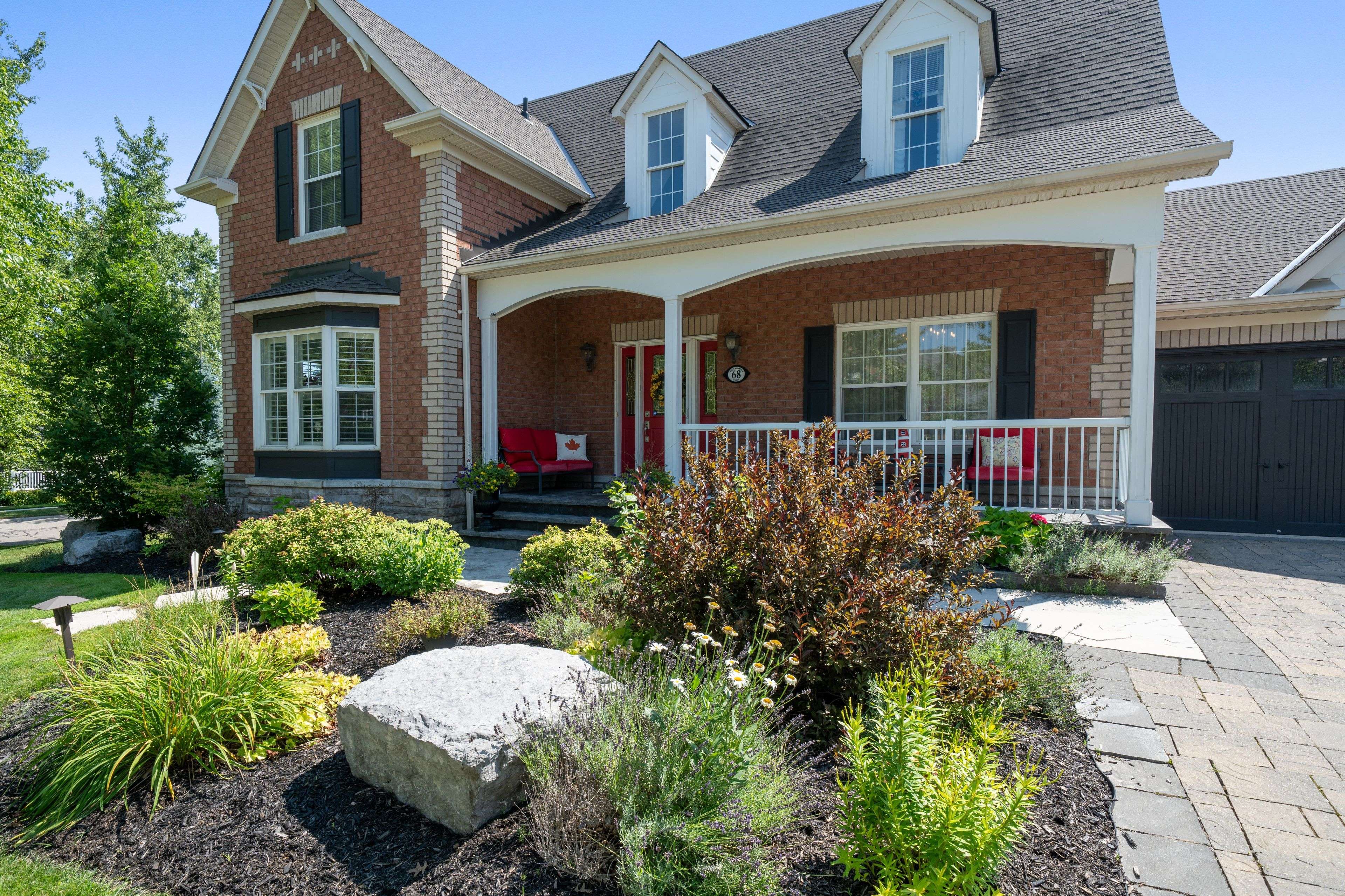 Caledon, ON L7C 3K3,68 North Riverdale DR